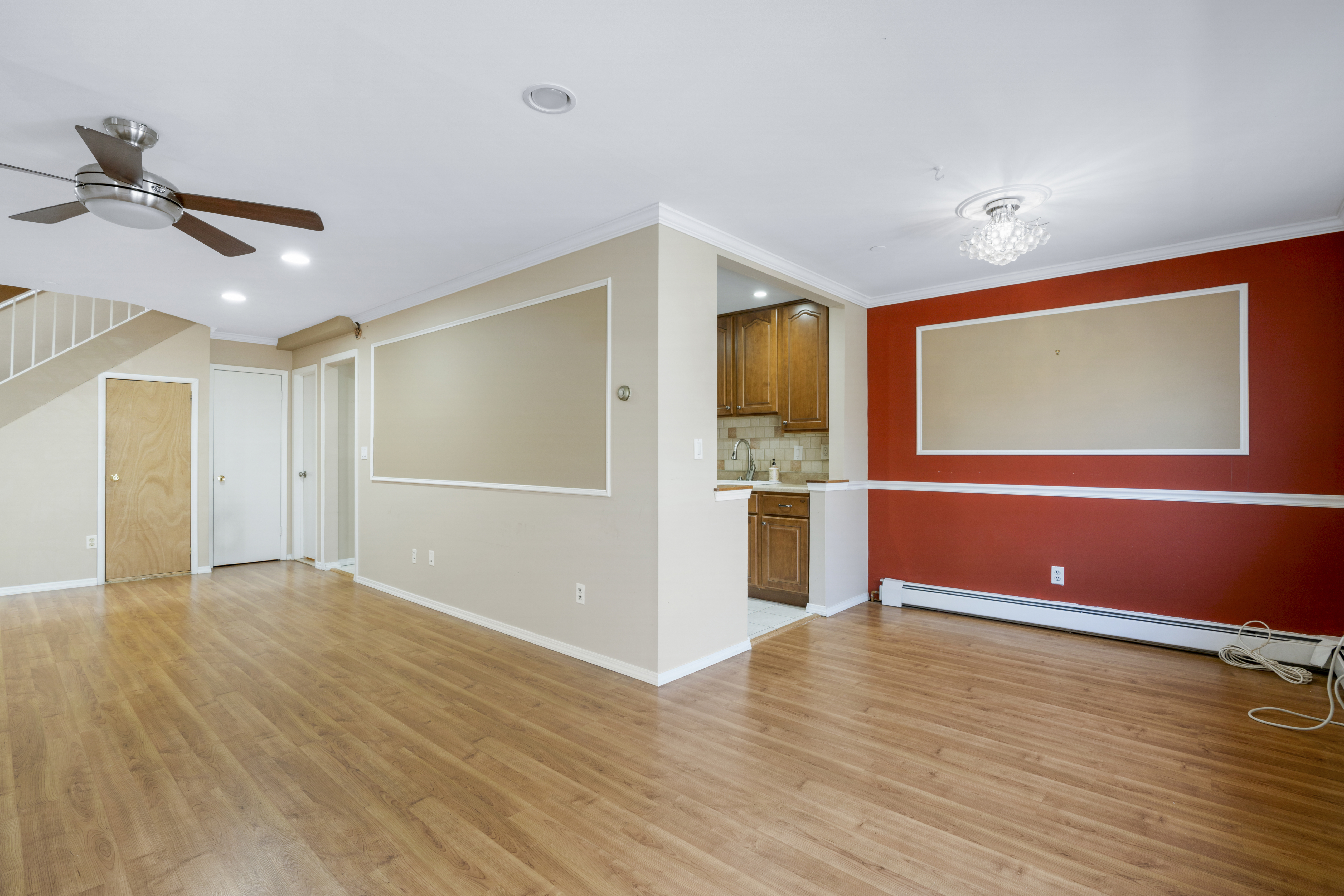  Two-Level Townhouse in White Plains - 物件實景