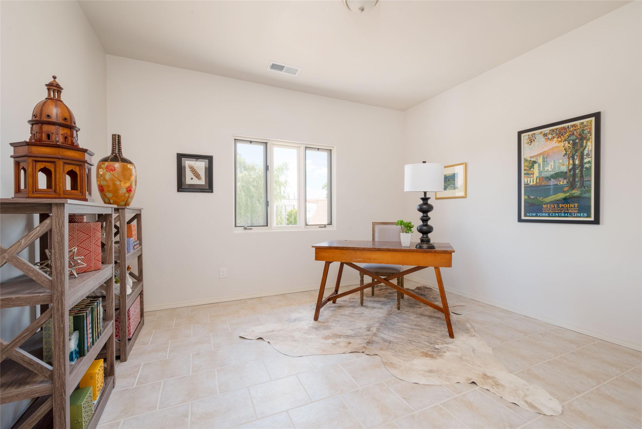 Santa Fe, New Mexico, 87507, United States, 3 Bedrooms Bedrooms, ,2 BathroomsBathrooms,Residential,For Sale,1877407