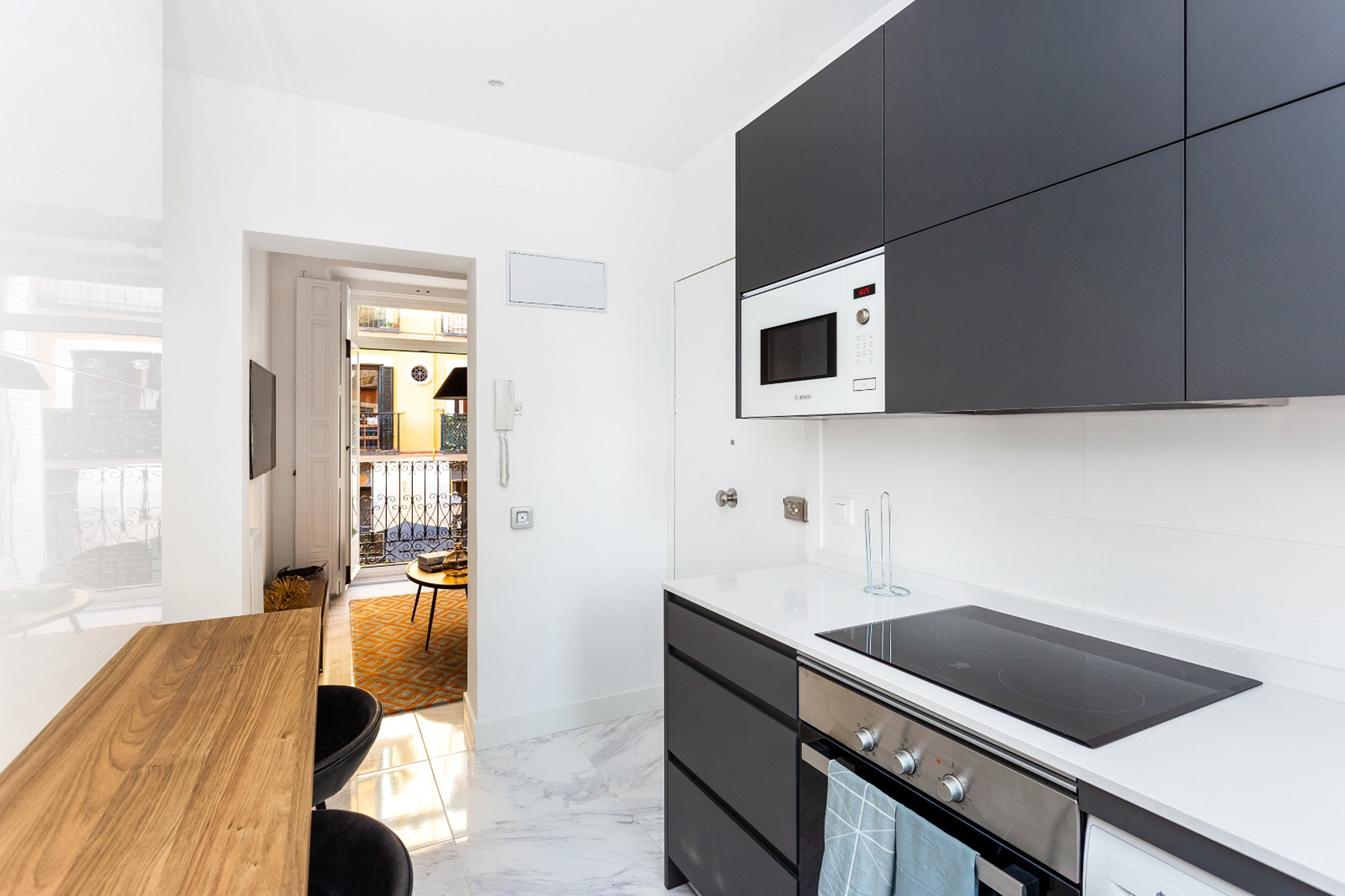  Historic Flat in Central Madrid for Investors - 物件實景