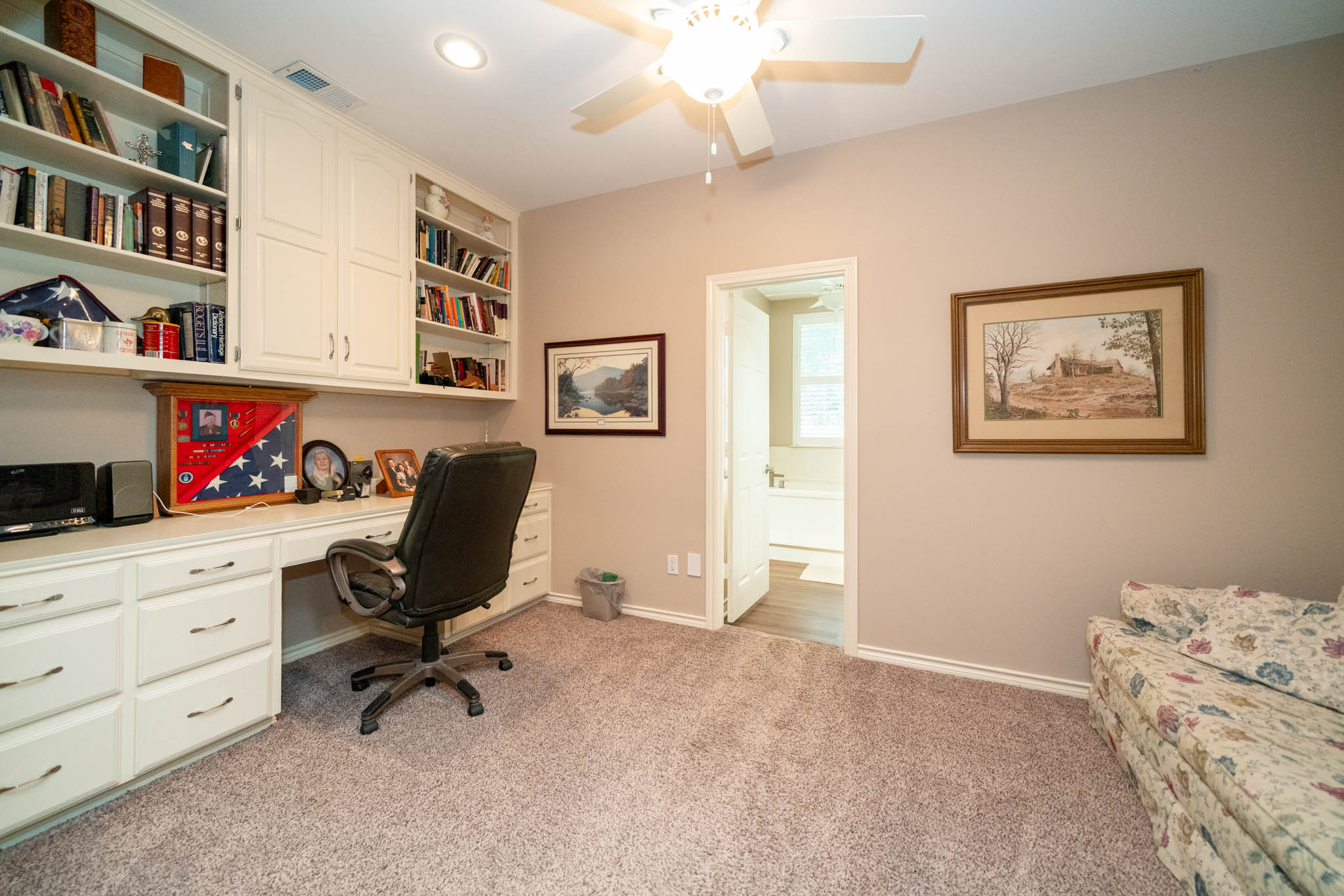 Jacksonville, Texas, 75766, United States, 3 Bedrooms Bedrooms, ,4 BathroomsBathrooms,Residential,For Sale,1984129