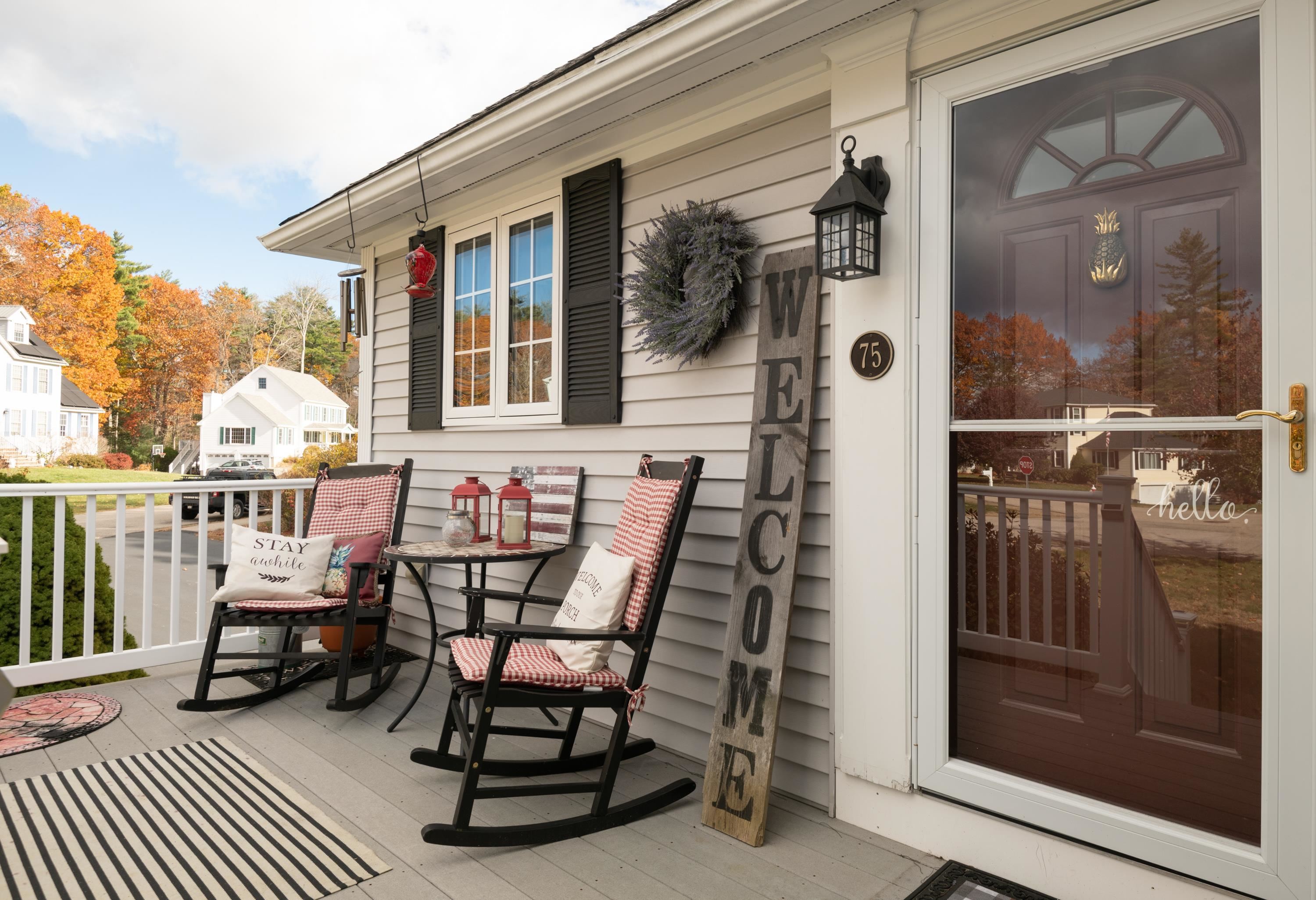 Seabrook, New Hampshire, 03874, United States, 3 Bedrooms Bedrooms, ,2 BathroomsBathrooms,Residential,For Sale,1989185