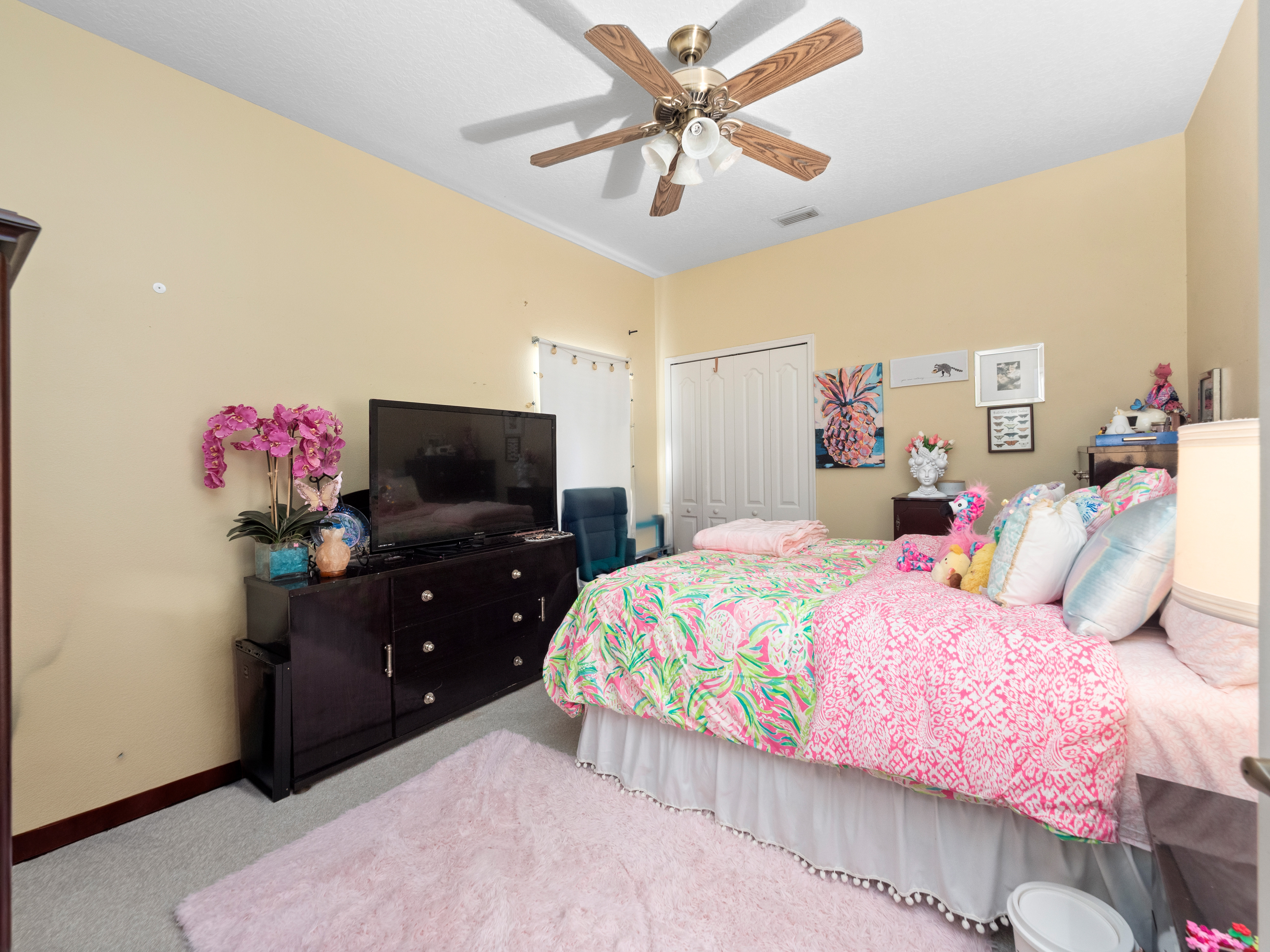 Winter Garden, Florida, 34787, United States, 4 Bedrooms Bedrooms, ,2 BathroomsBathrooms,Residential,For Sale,1915487