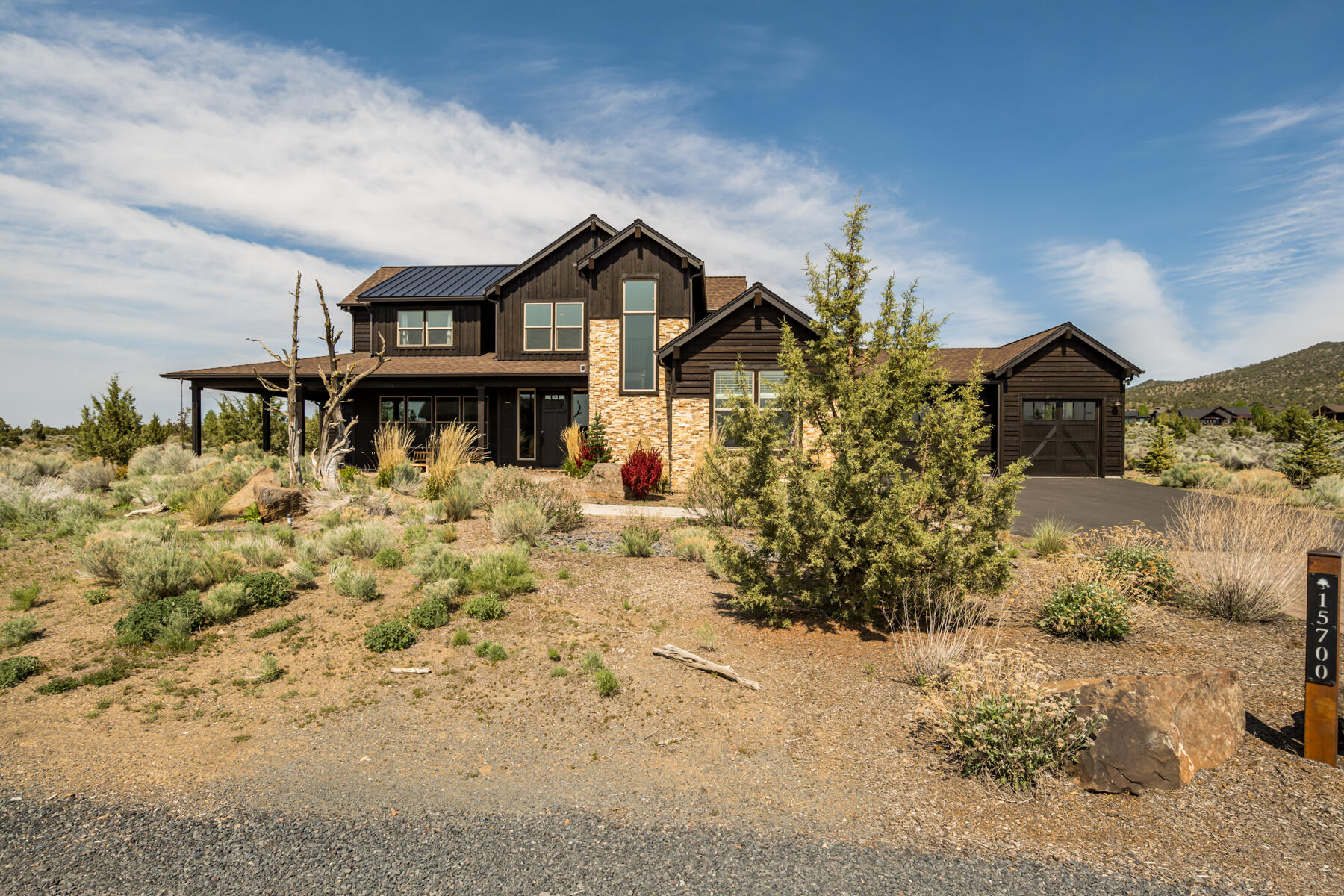 Powell Butte, Oregon, 97753, United States, 4 Bedrooms Bedrooms, ,3 BathroomsBathrooms,Residential,For Sale,1827363