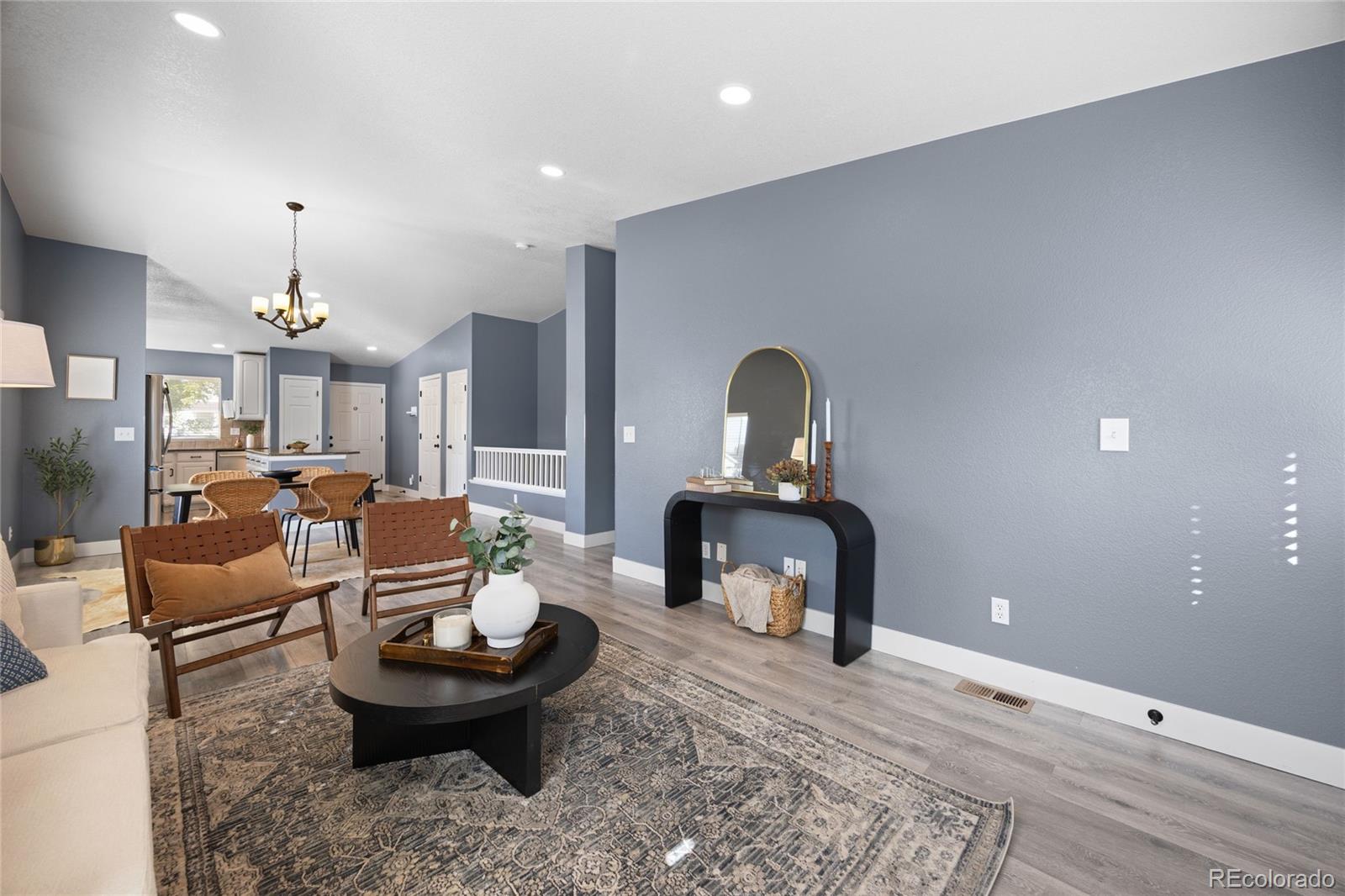Littleton, Colorado, 80125, United States, 4 Bedrooms Bedrooms, ,1 BathroomBathrooms,Residential,For Sale,1958301