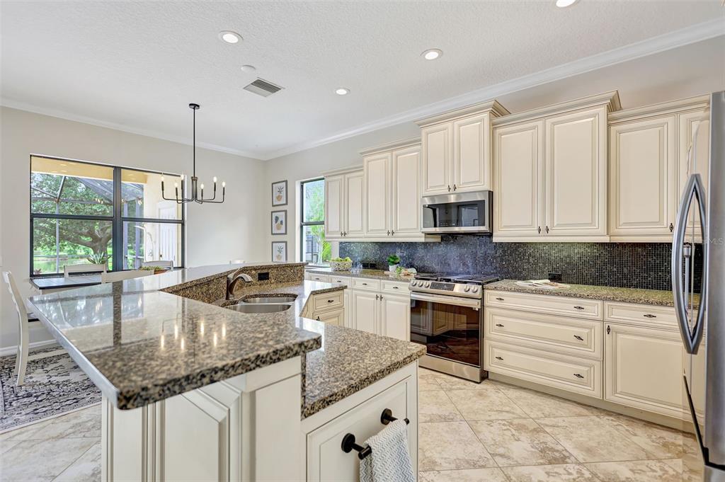 Lakewood Ranch, Florida, 34202, United States, 4 Bedrooms Bedrooms, ,4 BathroomsBathrooms,Residential,For Sale,1849002