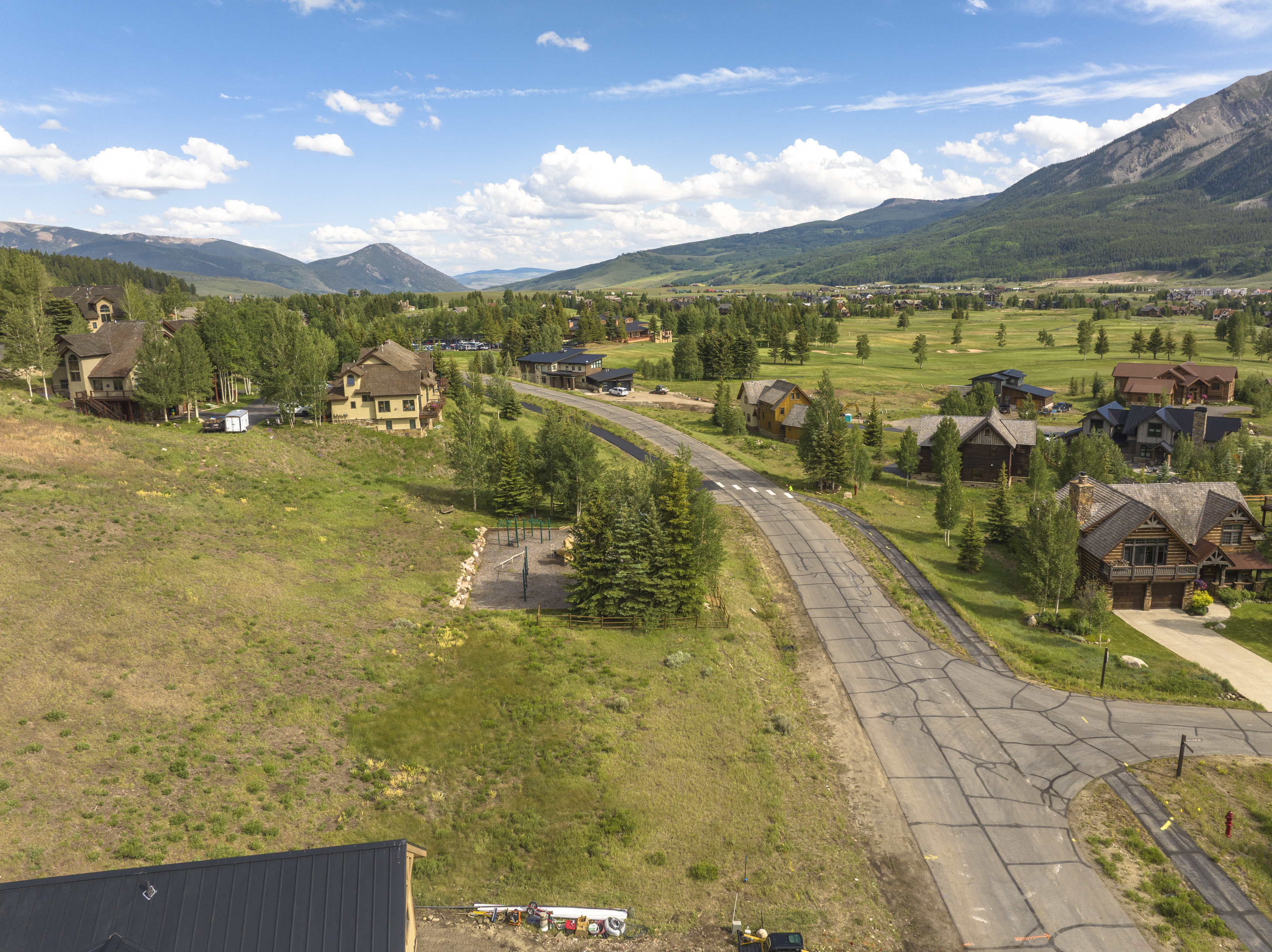  400 Country Club Drive, Crested Butte, CO, 81224 - 物件實景