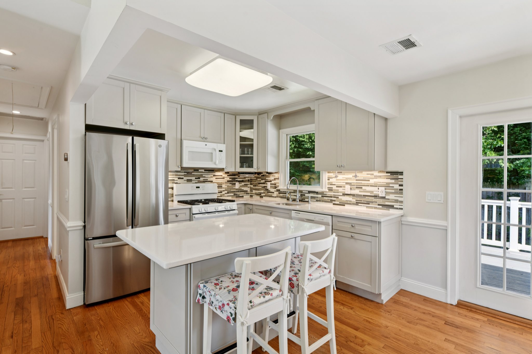 Hampton Bays, New York, 11946, United States, 5 Bedrooms Bedrooms, ,4 BathroomsBathrooms,Residential,For Sale,1870201