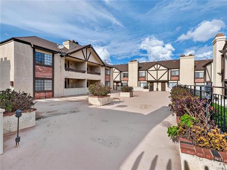 Gardena, California, 90248, United States, 2 Bedrooms Bedrooms, ,2 BathroomsBathrooms,Residential,For Sale,1998020