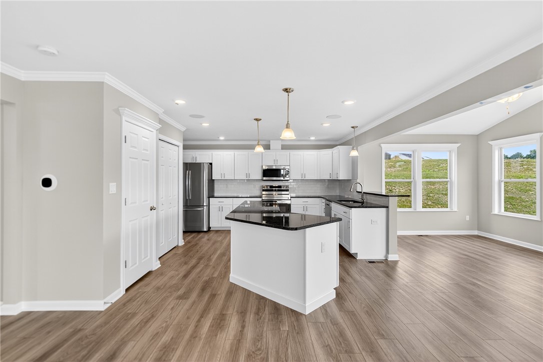 Jefferson Hills, Pennsylvania, 15236, United States, 4 Bedrooms Bedrooms, ,4 BathroomsBathrooms,Residential,For Sale,1982296