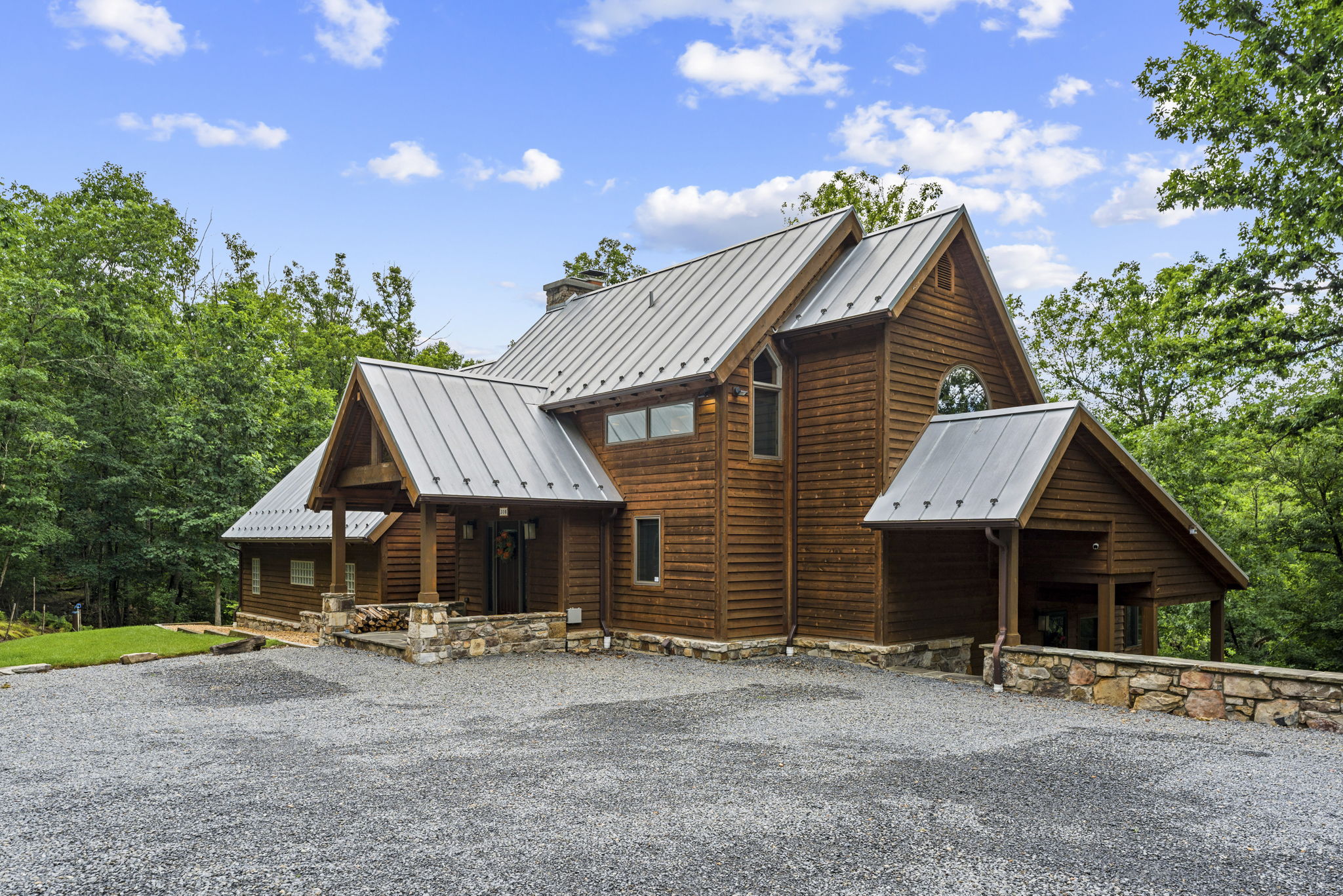  310 Red Gate Retreat Way, Berkeley Springs, WV 25411 - 物件實景
