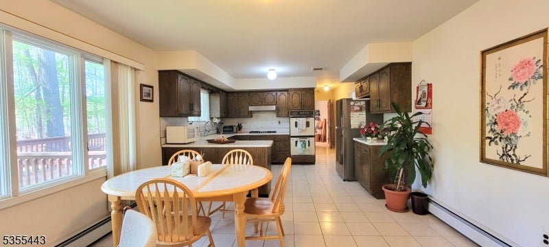 Parsippany-Troy Hills Twp., New Jersey, 07054, United States, 3 Bedrooms Bedrooms, ,3 BathroomsBathrooms,Residential,For Sale,1922065