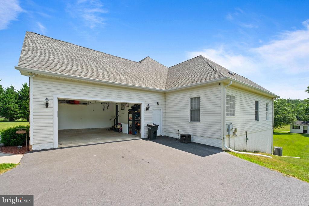 Spotsylvania, Virginia, 22551, United States, 4 Bedrooms Bedrooms, ,5 BathroomsBathrooms,Residential,For Sale,1910445