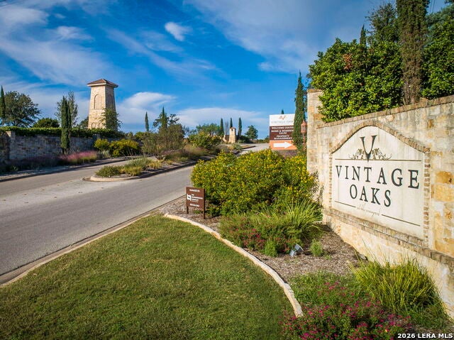 New Braunfels, Texas, 78132, United States, 4 Bedrooms Bedrooms, ,4 BathroomsBathrooms,Residential,For Sale,2024421