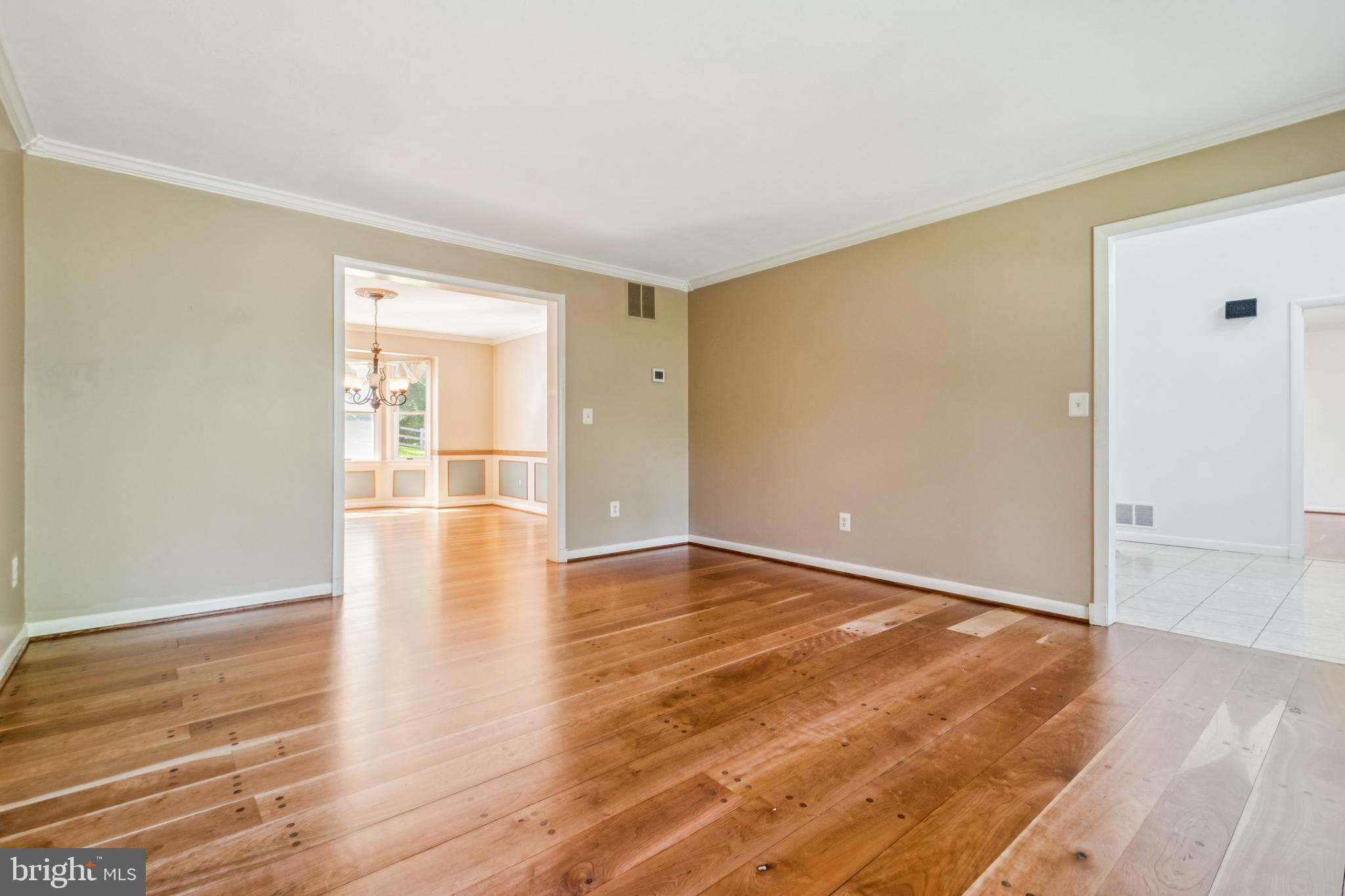 Crownsville, Maryland, 21032, United States, 5 Bedrooms Bedrooms, ,3 BathroomsBathrooms,Residential,For Sale,1922102