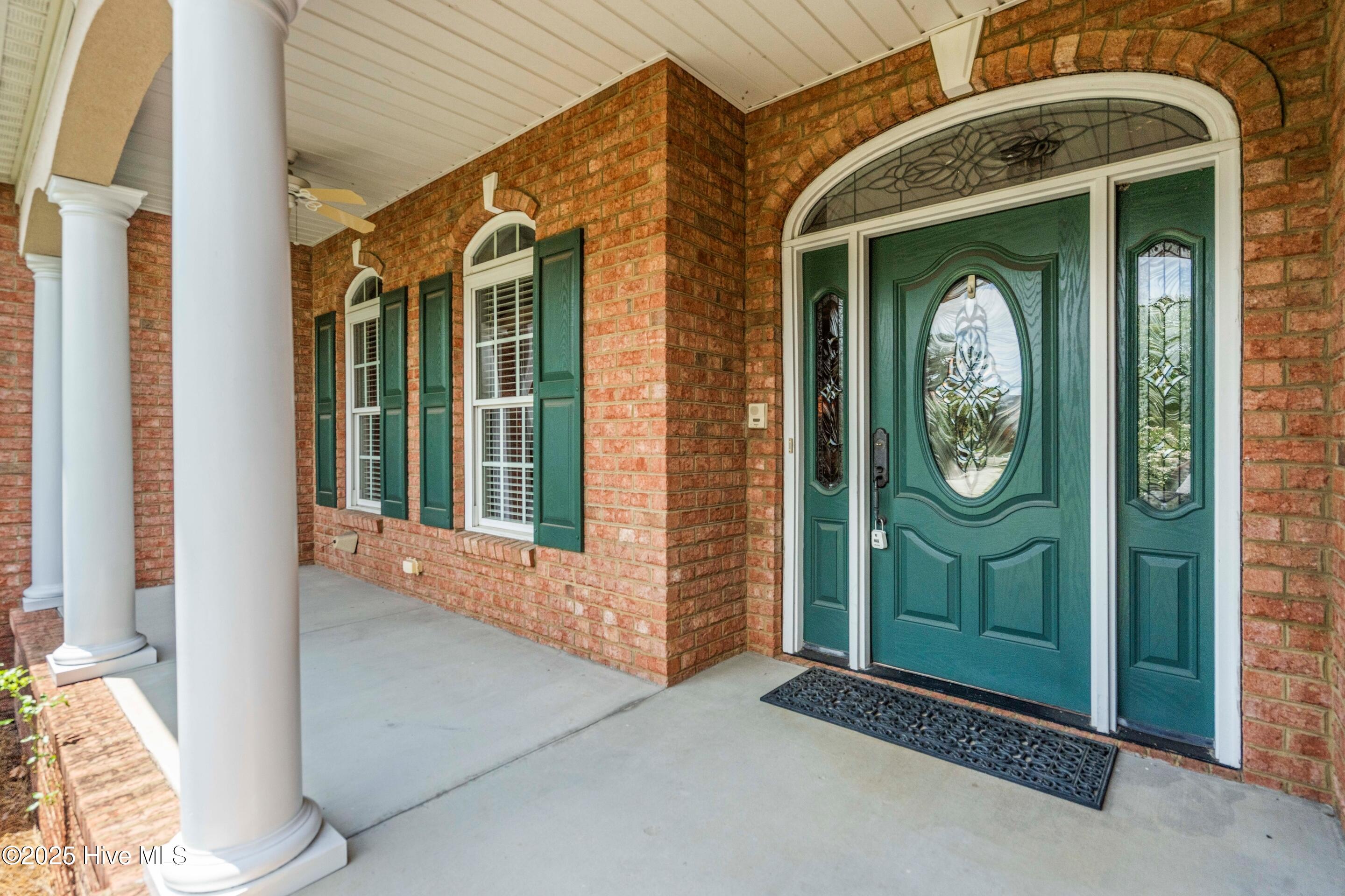 Jacksonville, North Carolina, 28540, United States, 5 Bedrooms Bedrooms, ,4 BathroomsBathrooms,Residential,For Sale,1889954