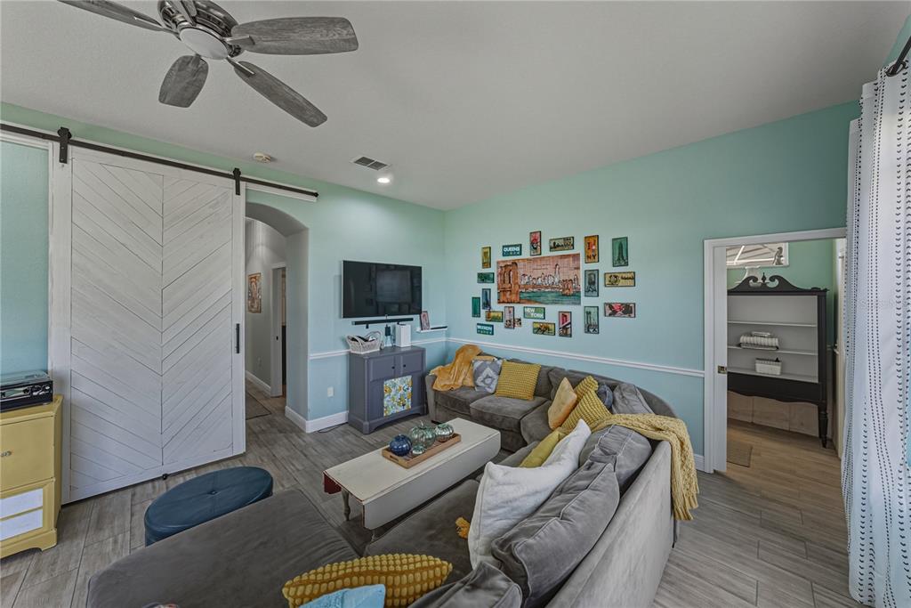 Plant City, Florida, 33566, United States, 4 Bedrooms Bedrooms, ,3 BathroomsBathrooms,Residential,For Sale,1996052