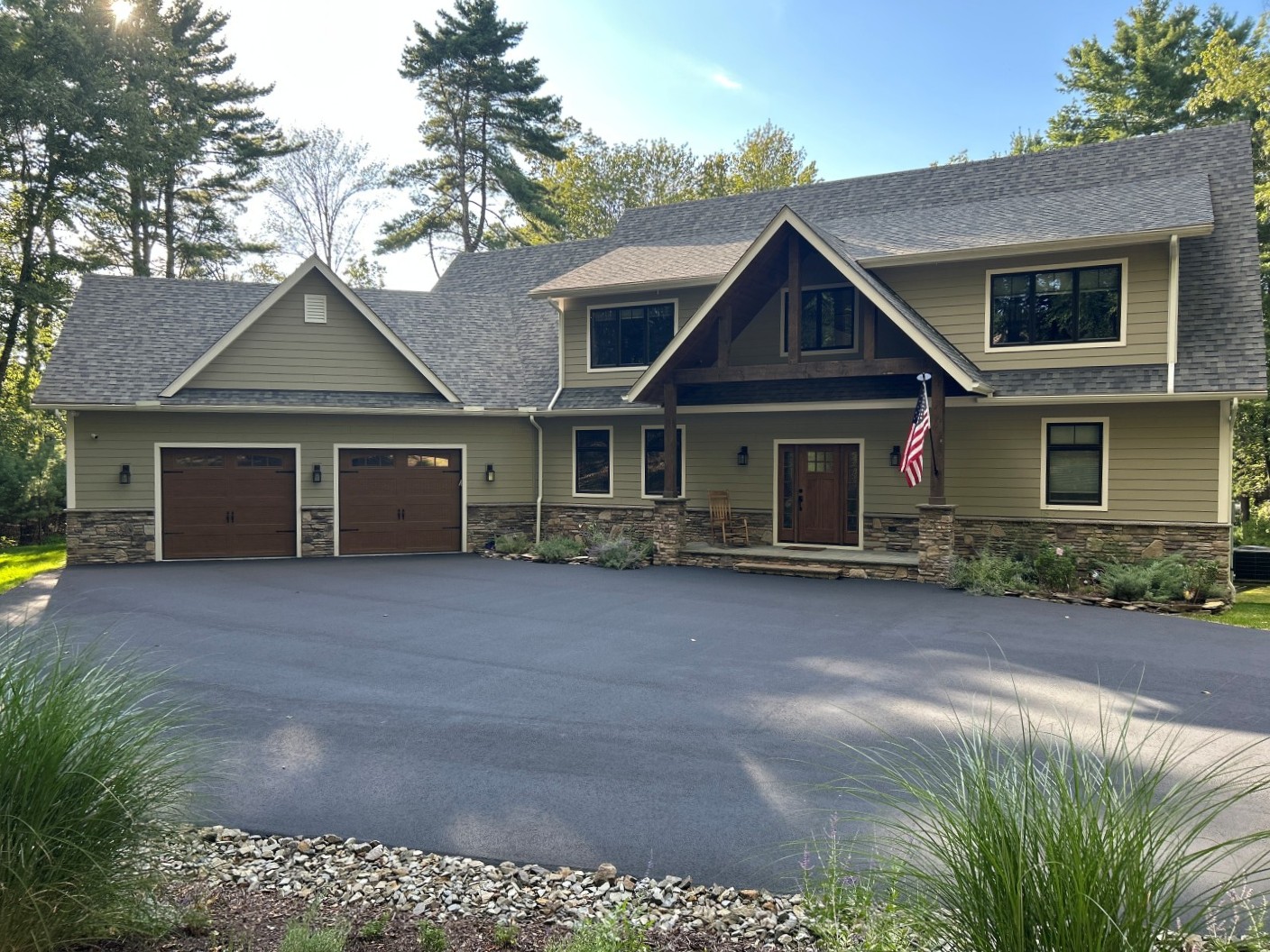 Paupack, Pennsylvania, 18451, United States, 5 Bedrooms Bedrooms, ,4 BathroomsBathrooms,Residential,For Sale,1941023