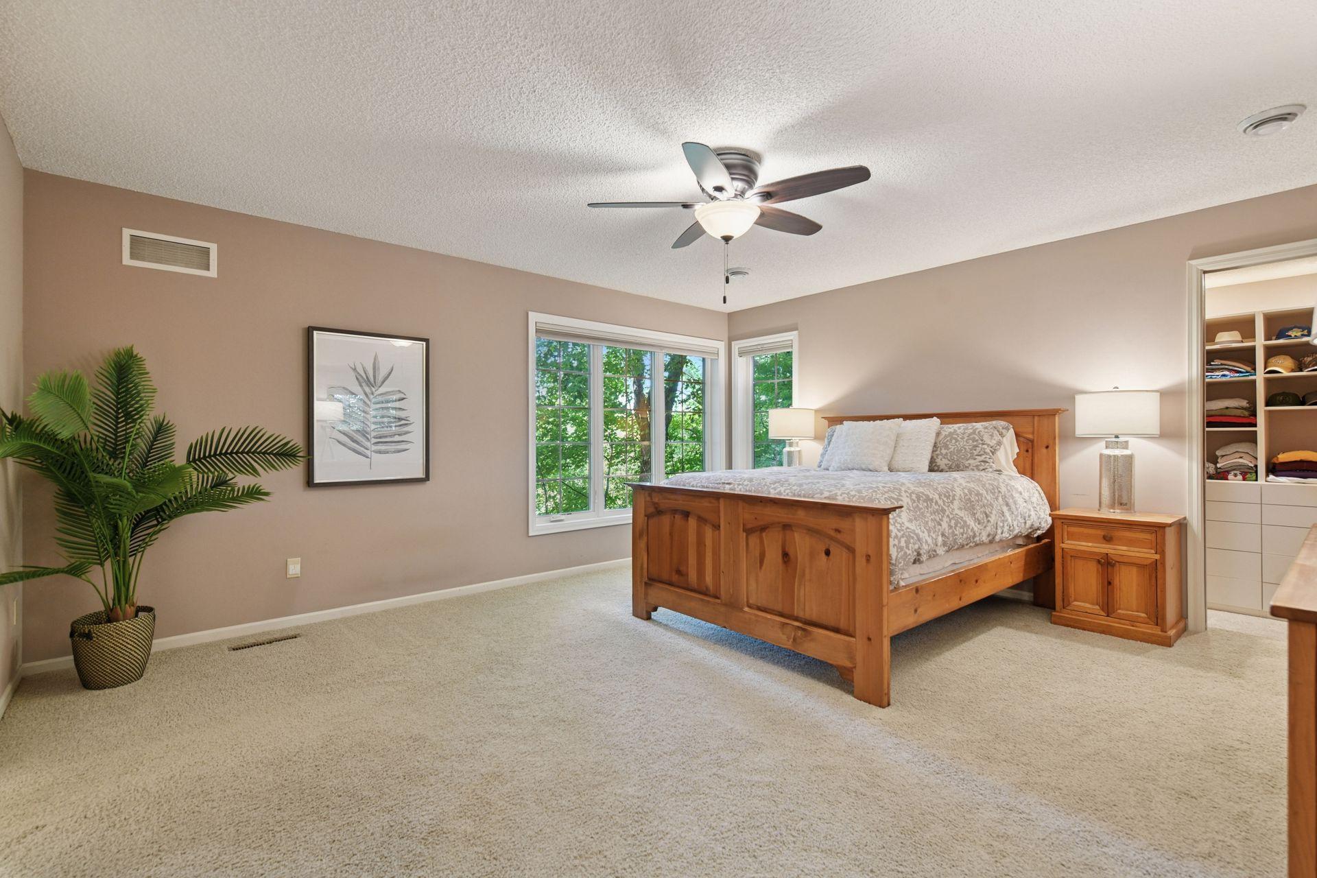 Shorewood, Minnesota, 55331, United States, 5 Bedrooms Bedrooms, ,4 BathroomsBathrooms,Residential,For Sale,1947057