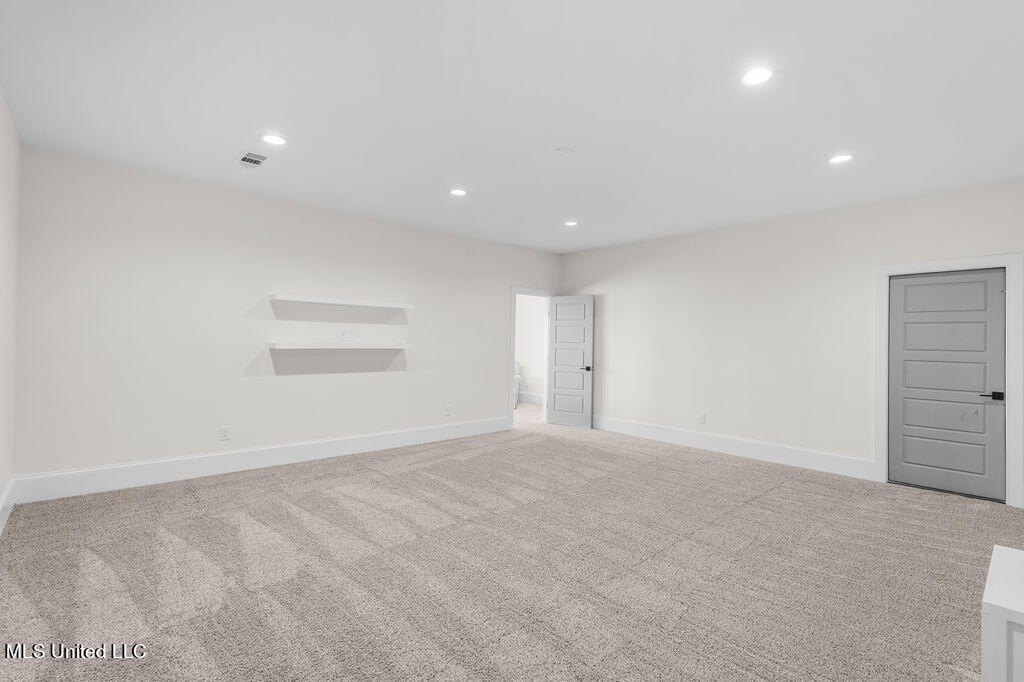 Gulfport, Mississippi, 39501, United States, 4 Bedrooms Bedrooms, ,3 BathroomsBathrooms,Residential,For Sale,1974056