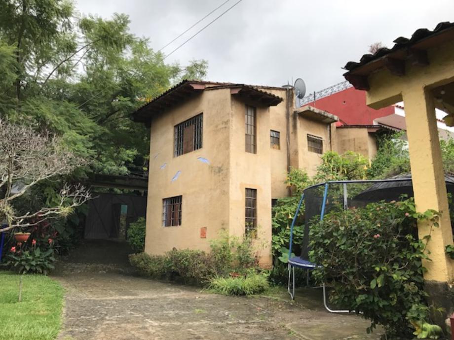 De la Jardinera, Tepoztlán, Morelos, 62520, Mexico, 6 Bedrooms Bedrooms, ,6 BathroomsBathrooms,Residential,For Sale,De la Jardinera,1415981