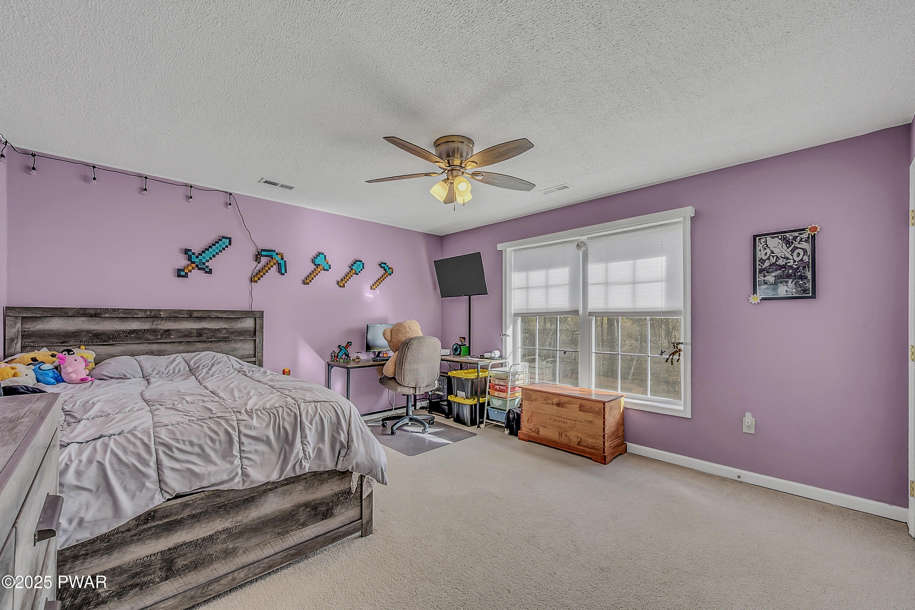 Moscow, Pennsylvania, 18444, United States, 4 Bedrooms Bedrooms, ,3 BathroomsBathrooms,Residential,For Sale,1987034