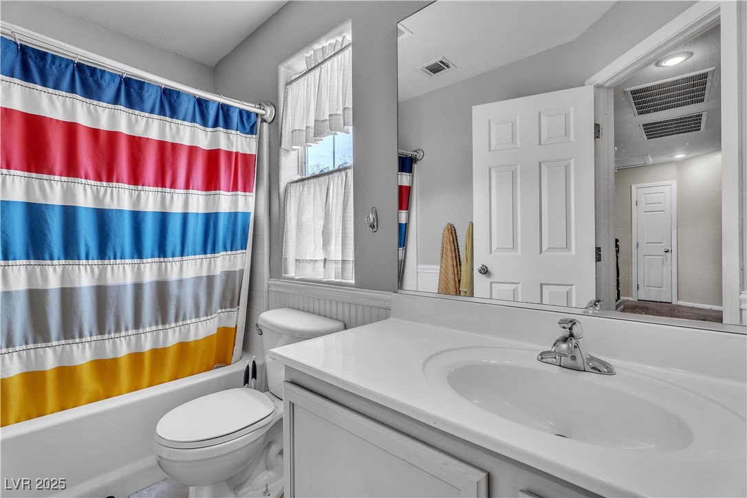 North Las Vegas, Nevada, 89081, United States, 4 Bedrooms Bedrooms, ,3 BathroomsBathrooms,Residential,For Sale,1996909