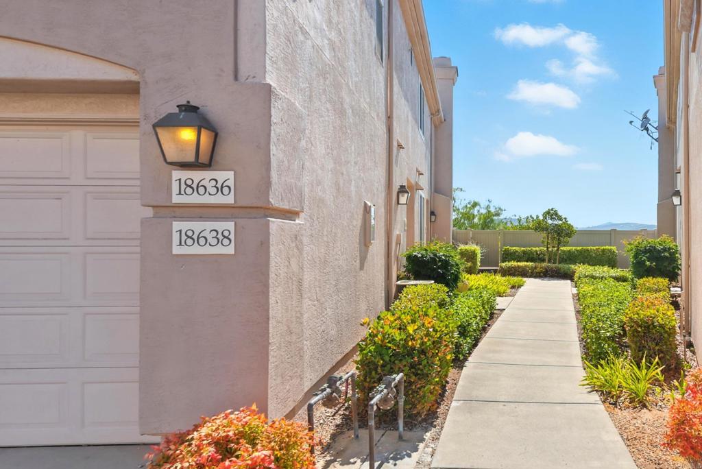 San Diego, California, 92128, United States, 2 Bedrooms Bedrooms, ,3 BathroomsBathrooms,Residential,For Sale,1920017