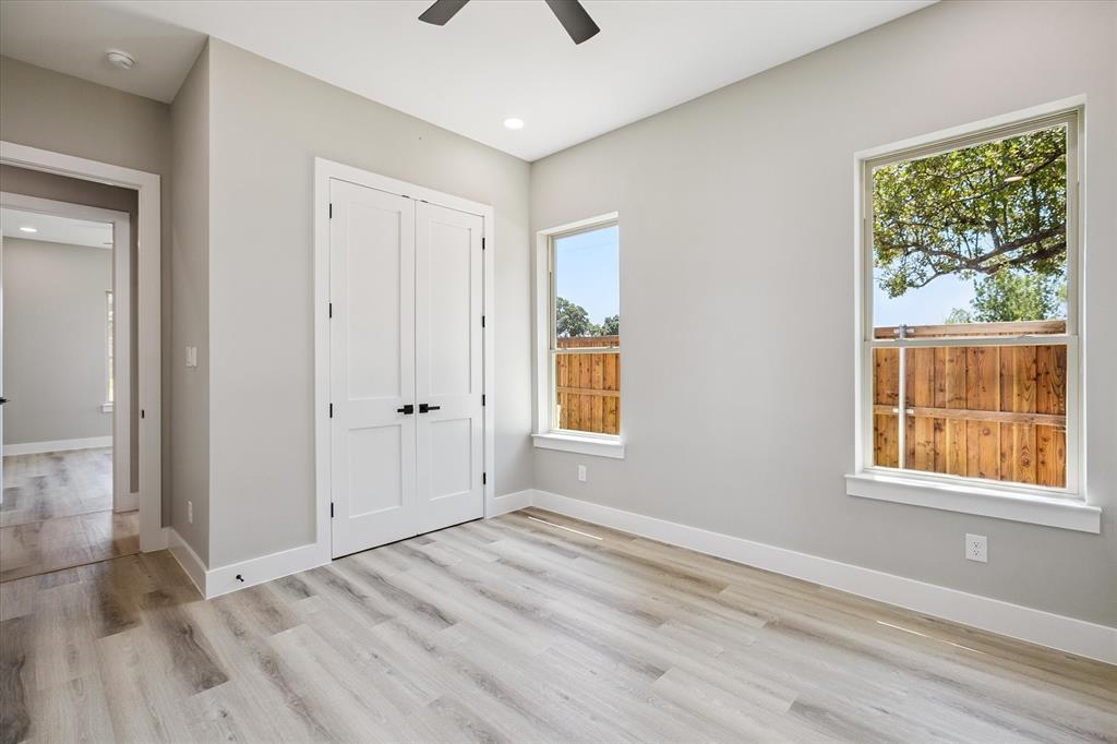 Arlington, Texas, 76012, United States, 4 Bedrooms Bedrooms, ,3 BathroomsBathrooms,Residential,For Sale,1976535