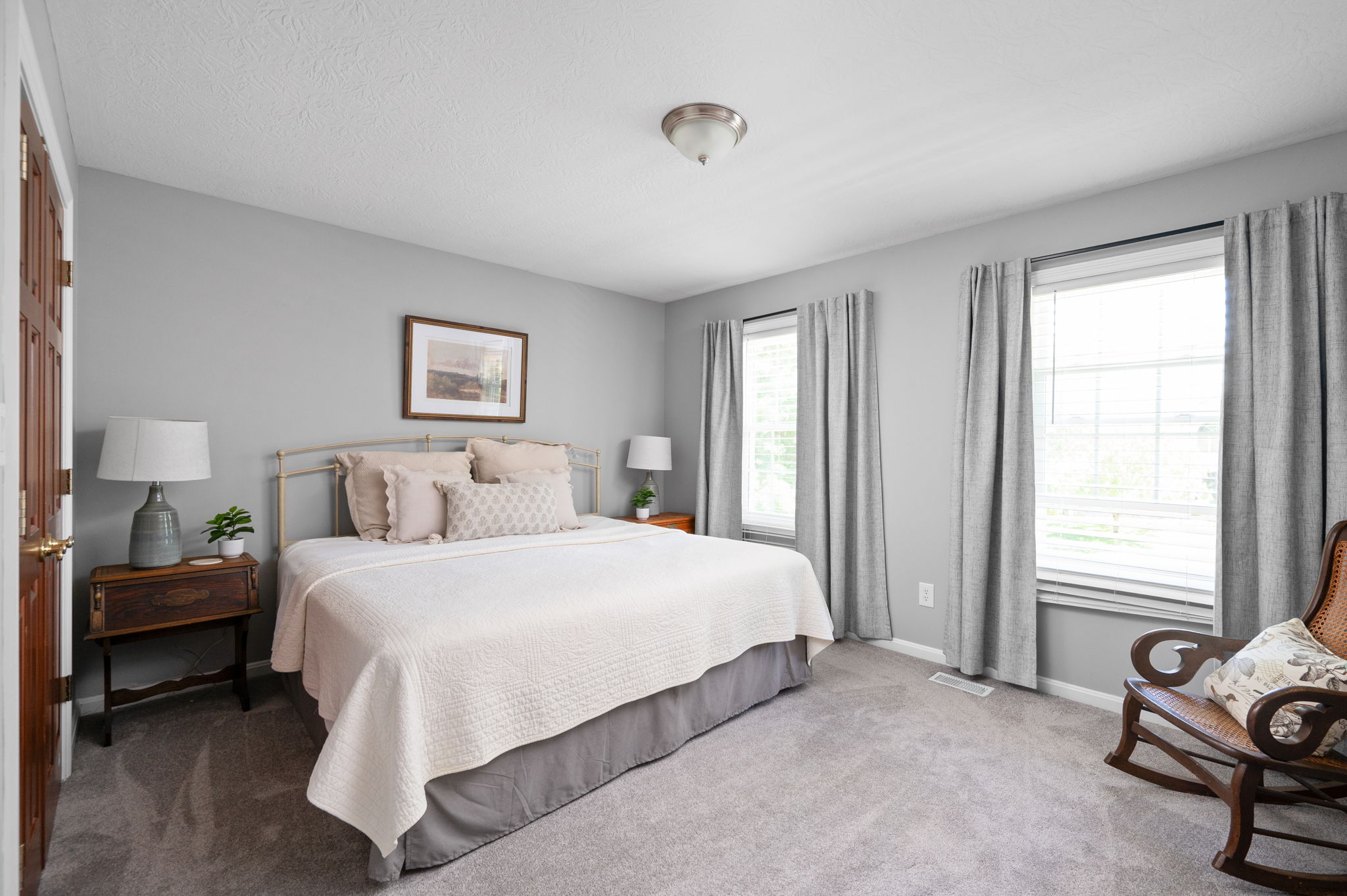  Timeless 4 Bedroom Home in One of Zionsville