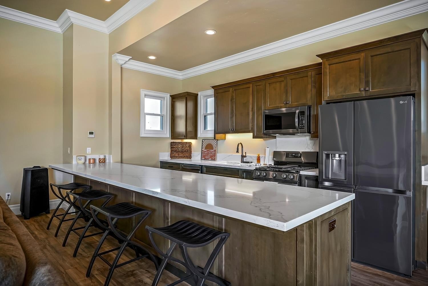 Lodi, California, 95241, United States, 4 Bedrooms Bedrooms, ,6 BathroomsBathrooms,Residential,For Sale,2005753