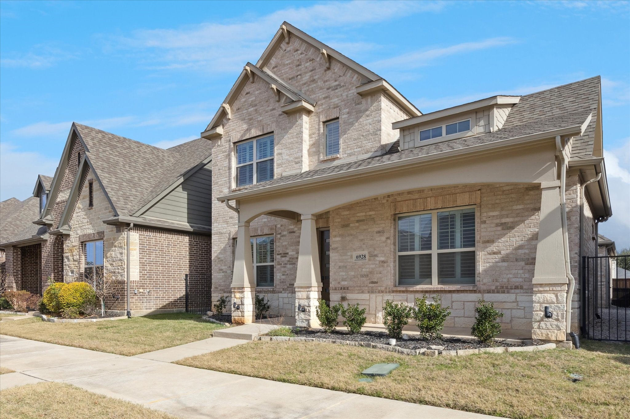 North Richland Hills, Texas, 76182, United States, 4 Bedrooms Bedrooms, ,3 BathroomsBathrooms,Residential,For Sale,2047966