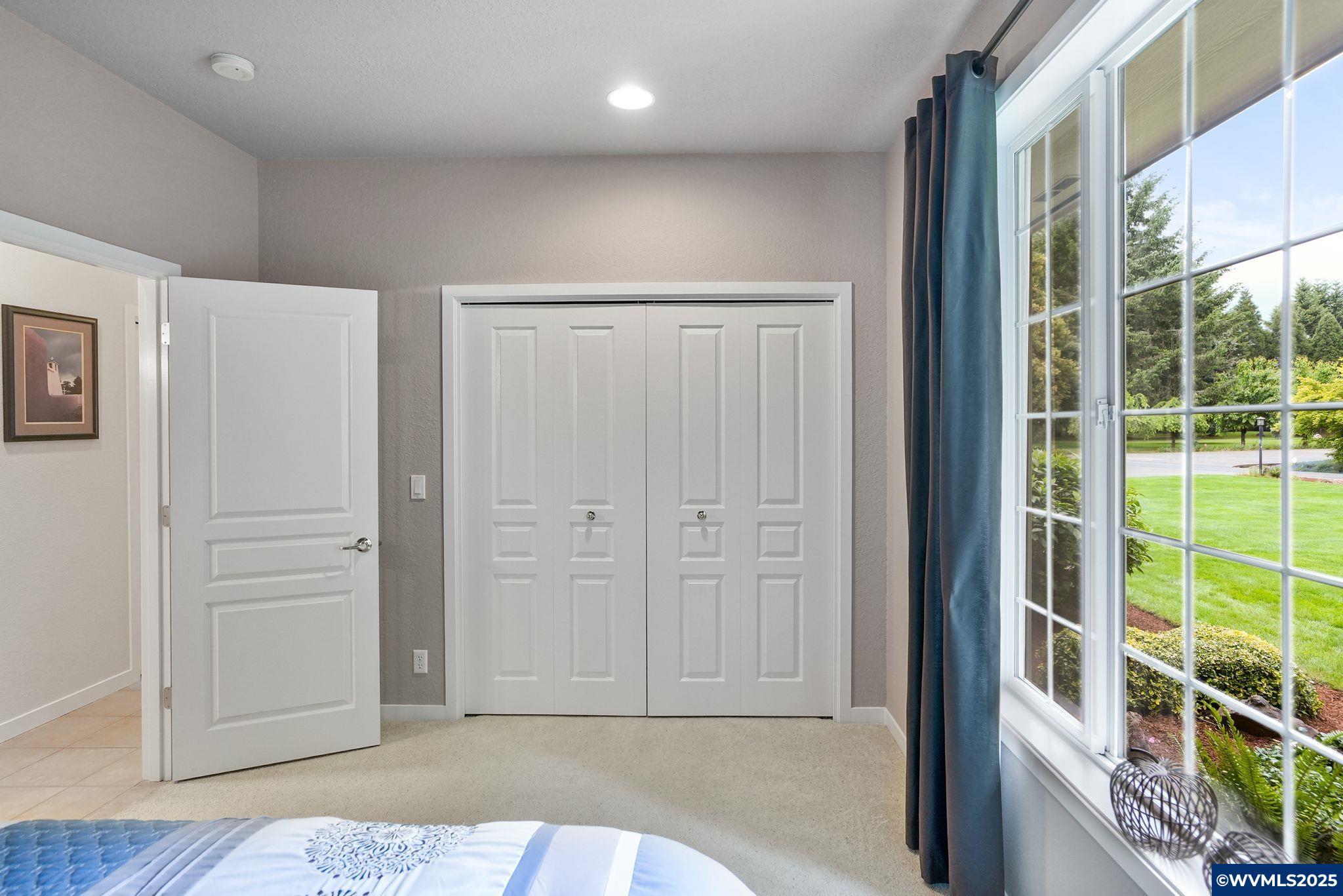 Salem, Oregon, 97317, United States, 3 Bedrooms Bedrooms, ,3 BathroomsBathrooms,Residential,For Sale,1903725