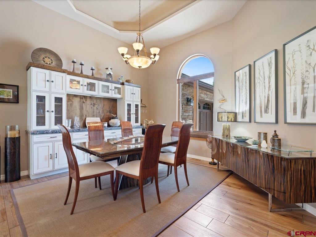 Montrose, Colorado, 81401, United States, 4 Bedrooms Bedrooms, ,3 BathroomsBathrooms,Residential,For Sale,1847638