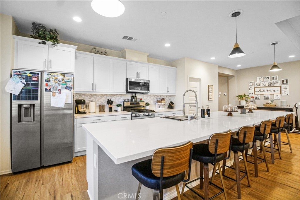 Hesperia, California, 92344, United States, 4 Bedrooms Bedrooms, ,3 BathroomsBathrooms,Residential,For Sale,2016924