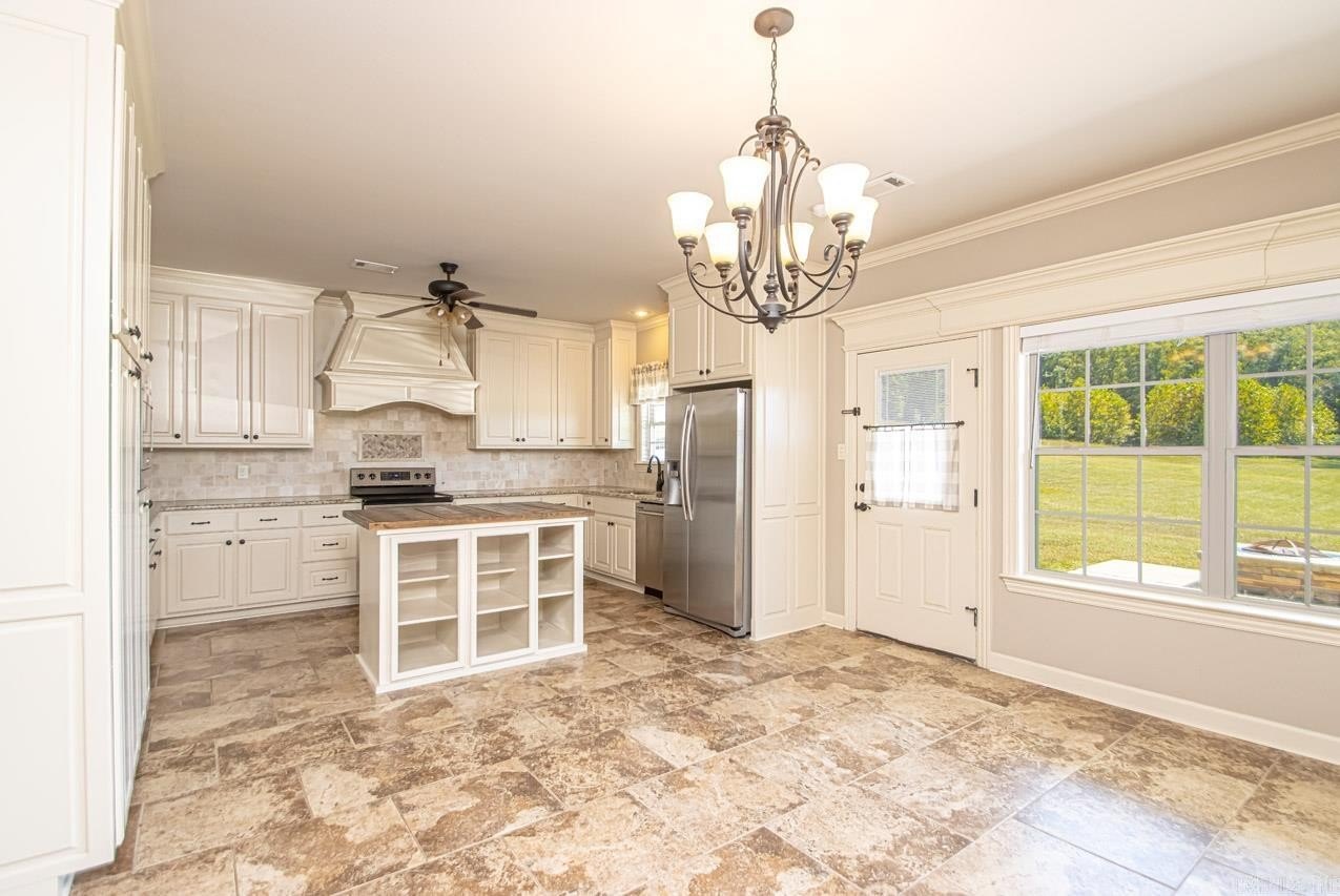 Alexander, Arkansas, 72002, United States, 4 Bedrooms Bedrooms, ,3 BathroomsBathrooms,Residential,For Sale,1977607