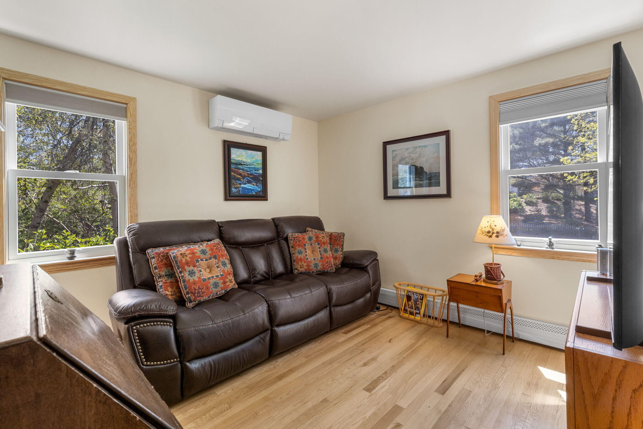  Near Beaches, Galleries & Trails — A Beautifully Updated Provincetown Home - 物件實景