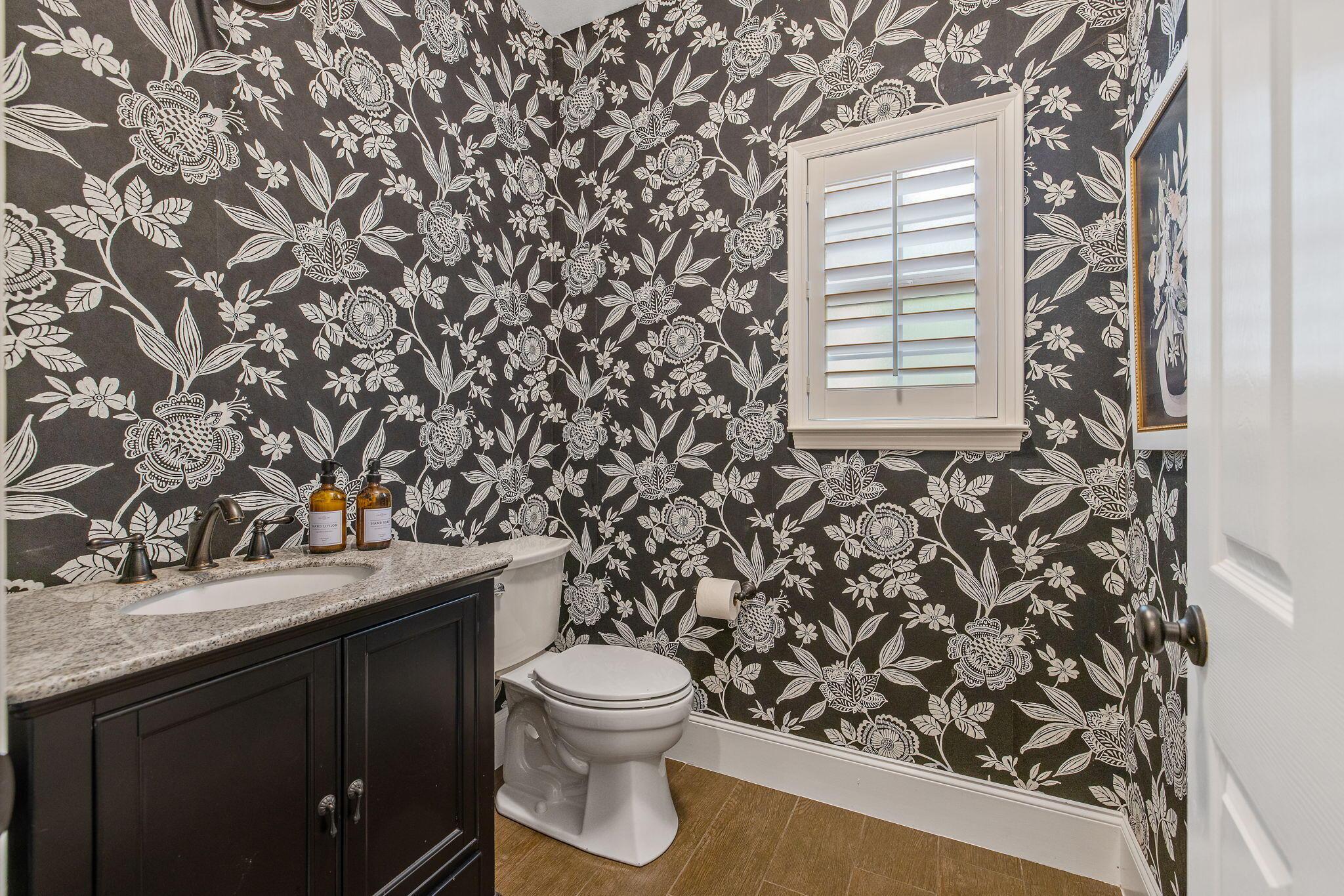 Visalia, California, 93277, United States, 3 Bedrooms Bedrooms, ,2 BathroomsBathrooms,Residential,For Sale,2048559