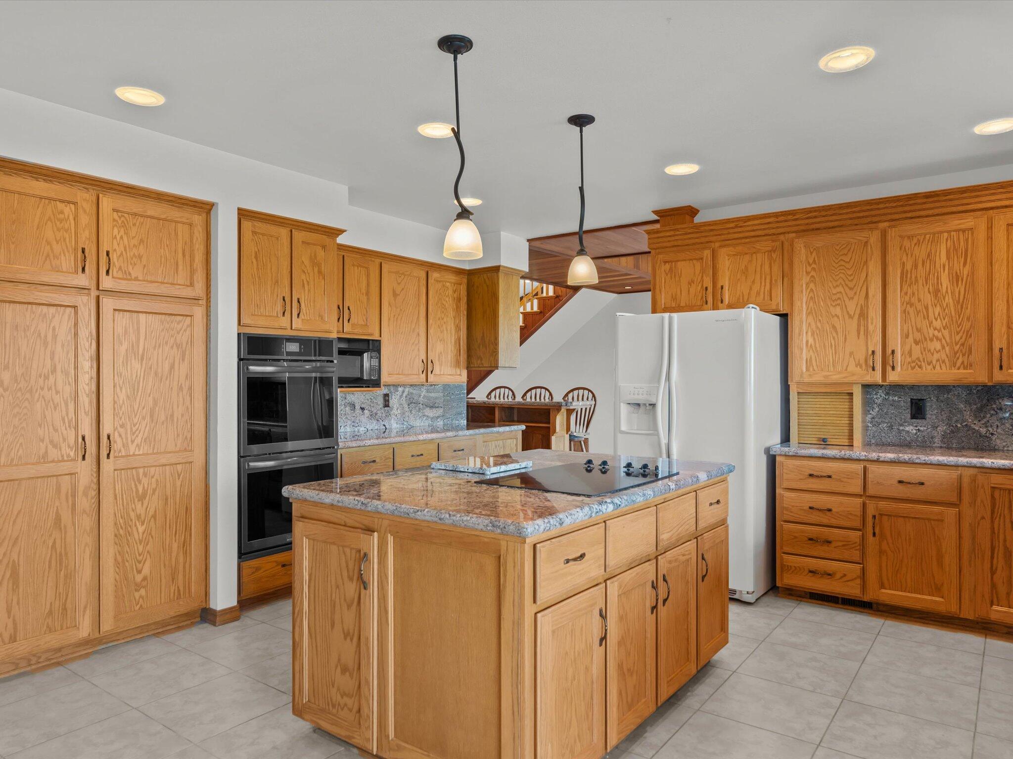 Palo Cedro, California, 96073, United States, 4 Bedrooms Bedrooms, ,3 BathroomsBathrooms,Residential,For Sale,1993452