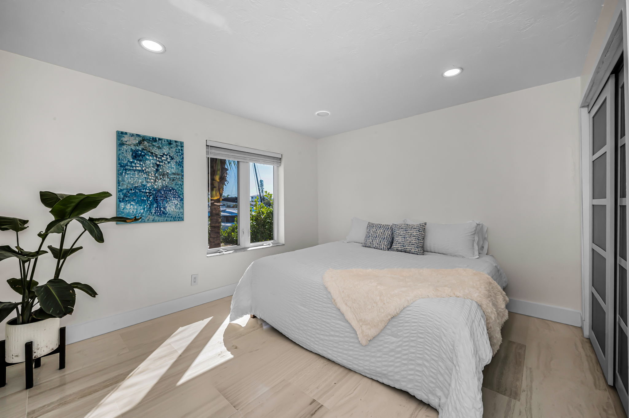 Treasure Island, Florida, 33706, United States, 4 Bedrooms Bedrooms, ,3 BathroomsBathrooms,Residential,For Sale,2016034