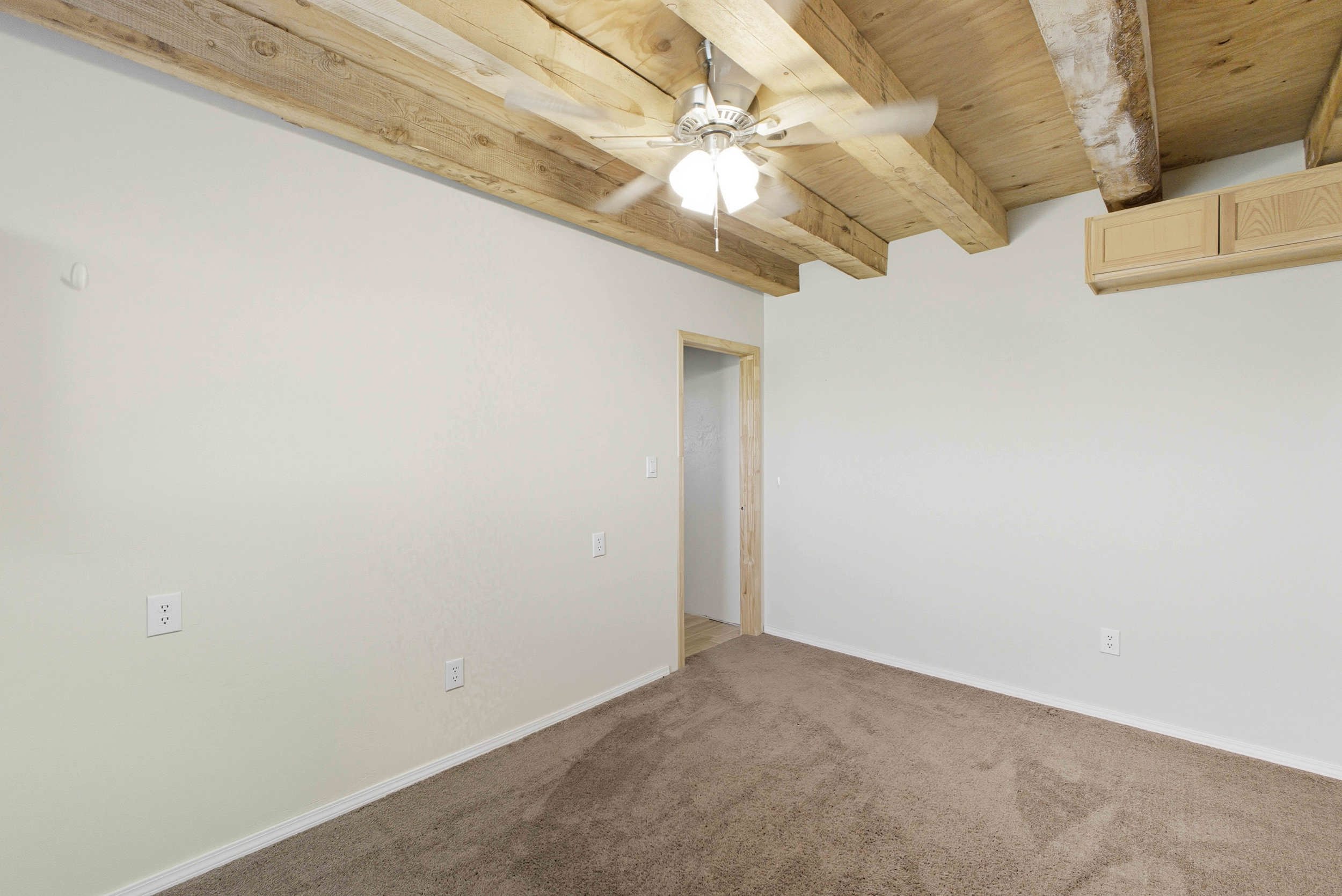 Veguita, New Mexico, 87062, United States, 4 Bedrooms Bedrooms, ,2 BathroomsBathrooms,Residential,For Sale,1974497