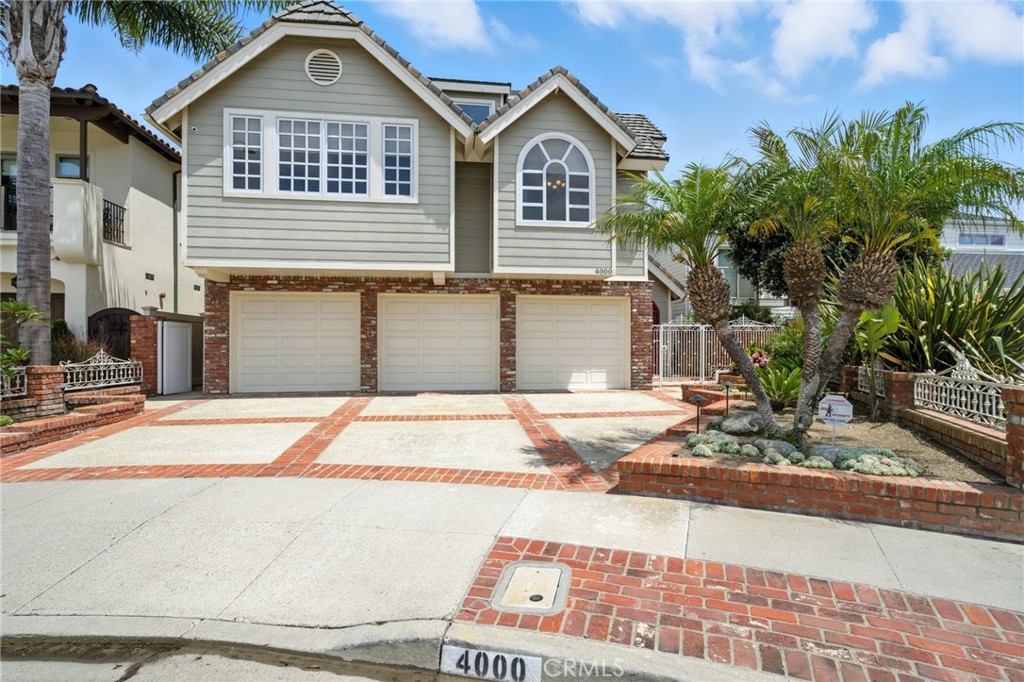 Oxnard, California, 93035, United States, 4 Bedrooms Bedrooms, ,3 BathroomsBathrooms,Residential,For Sale,2009661