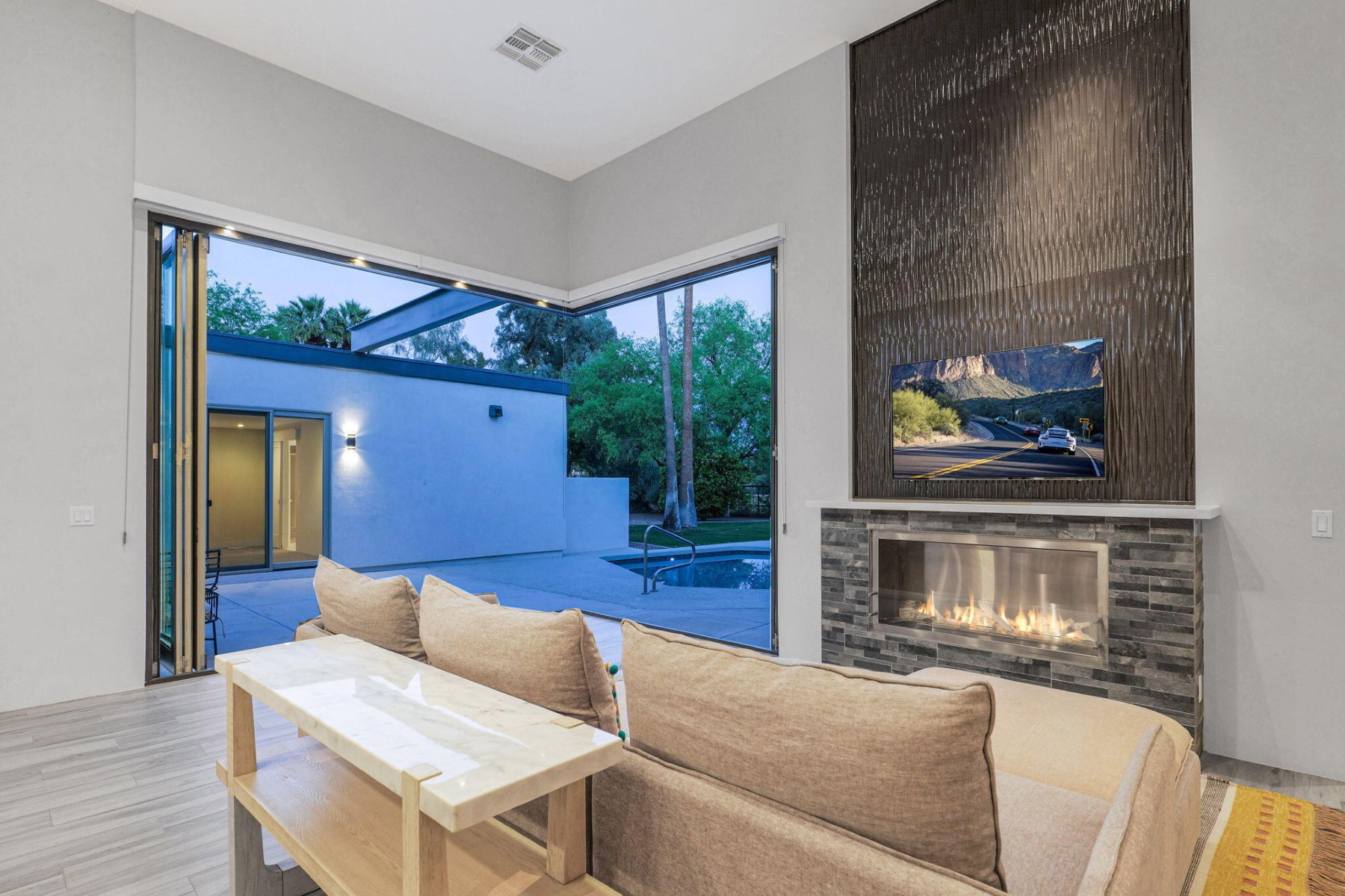  11813 N Blackheath Road  Scottsdale, AZ - 物件實景