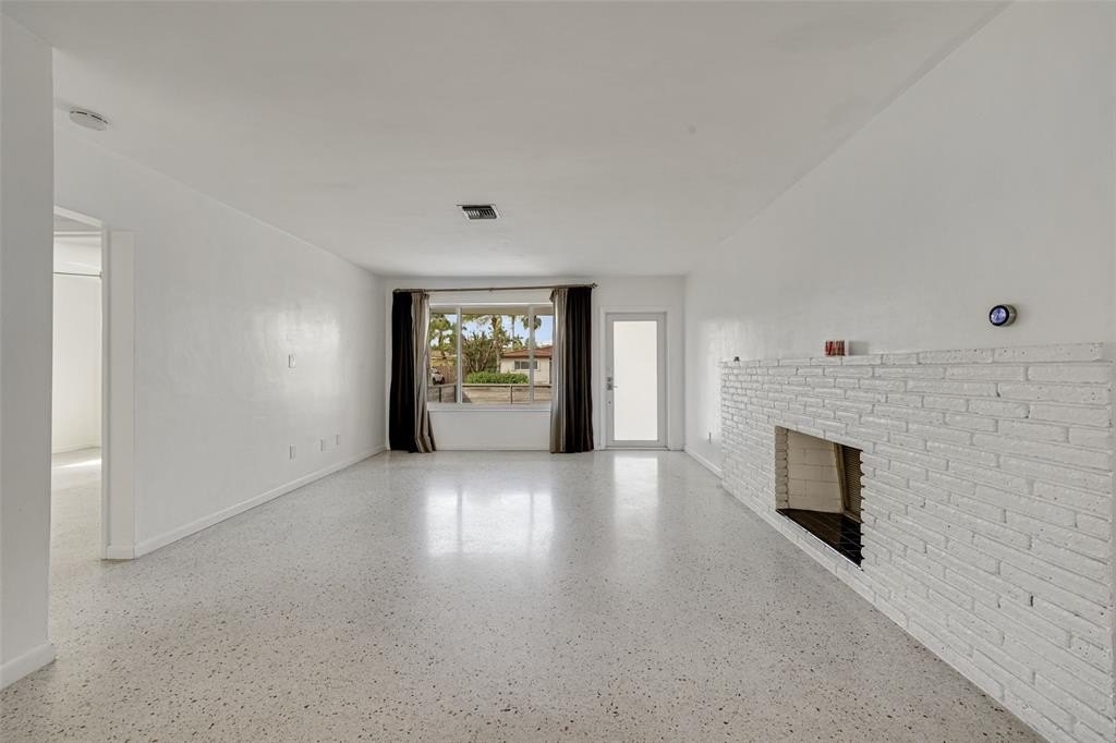 Hollywood, Florida, 33021, United States, 2 Bedrooms Bedrooms, ,1 BathroomBathrooms,Residential,For Sale,1982688