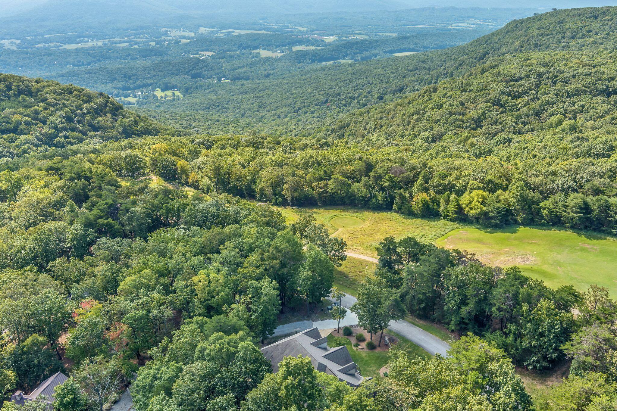 Rising Fawn, Georgia, 30738, United States, 3 Bedrooms Bedrooms, ,5 BathroomsBathrooms,Residential,For Sale,1982242