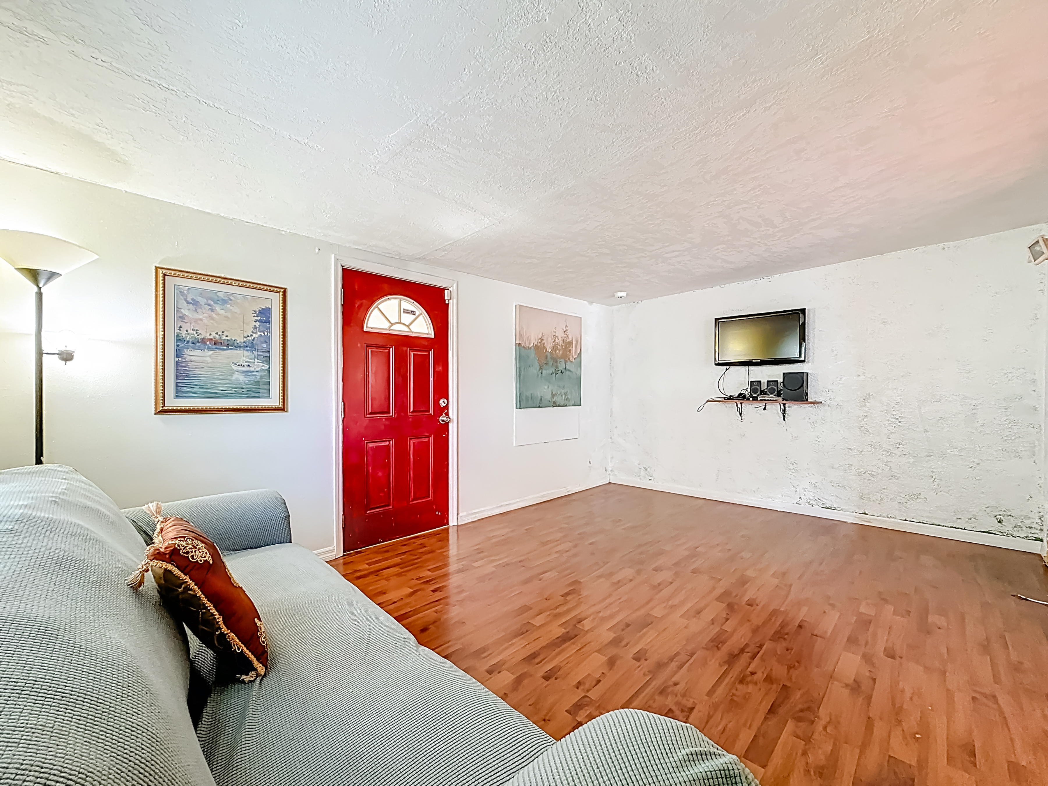 St. Petersburg, Florida, 33713, United States, 4 Bedrooms Bedrooms, ,2 BathroomsBathrooms,Residential,For Sale,2005721