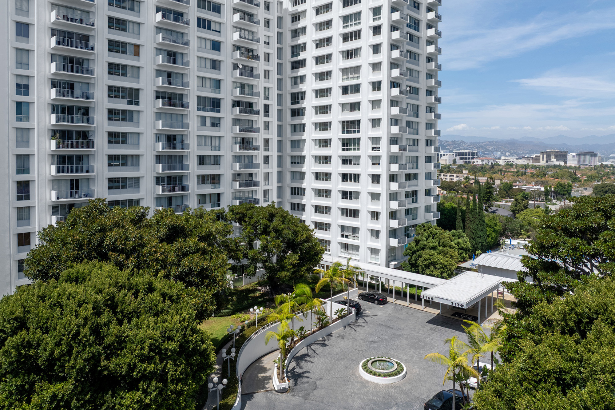  2160 Century Park - 物件實景