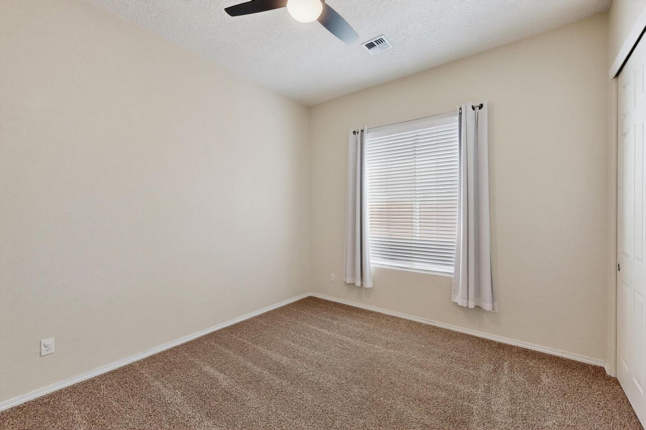 Rio Rancho, New Mexico, 87124, United States, 3 Bedrooms Bedrooms, ,2 BathroomsBathrooms,Residential,For Sale,1992883