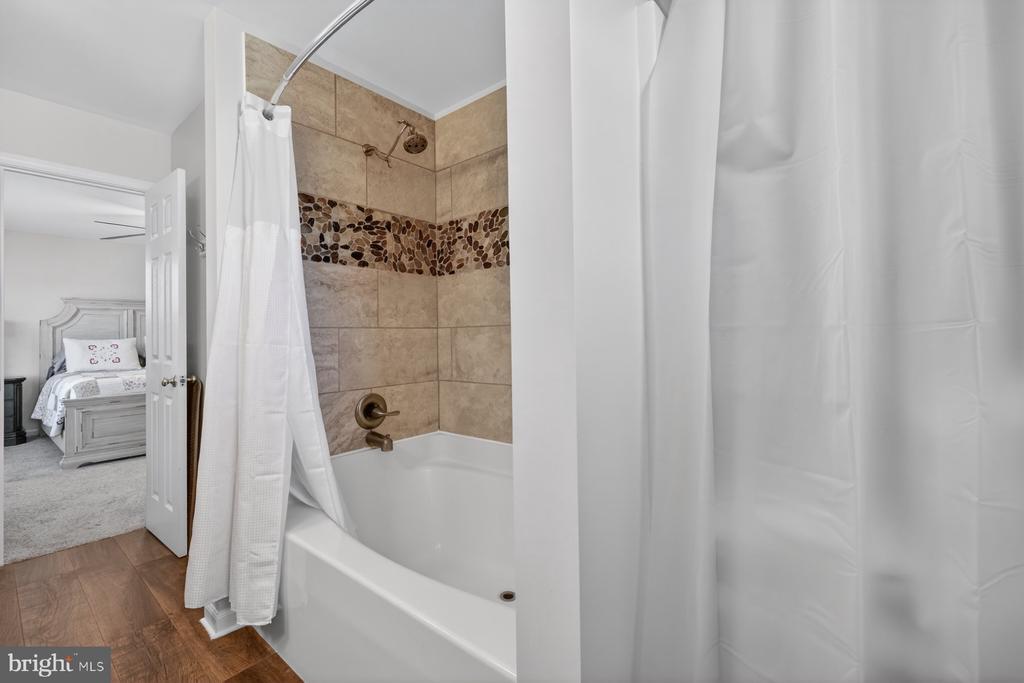 Adamstown, Maryland, 21710, United States, 3 Bedrooms Bedrooms, ,4 BathroomsBathrooms,Residential,For Sale,2012547