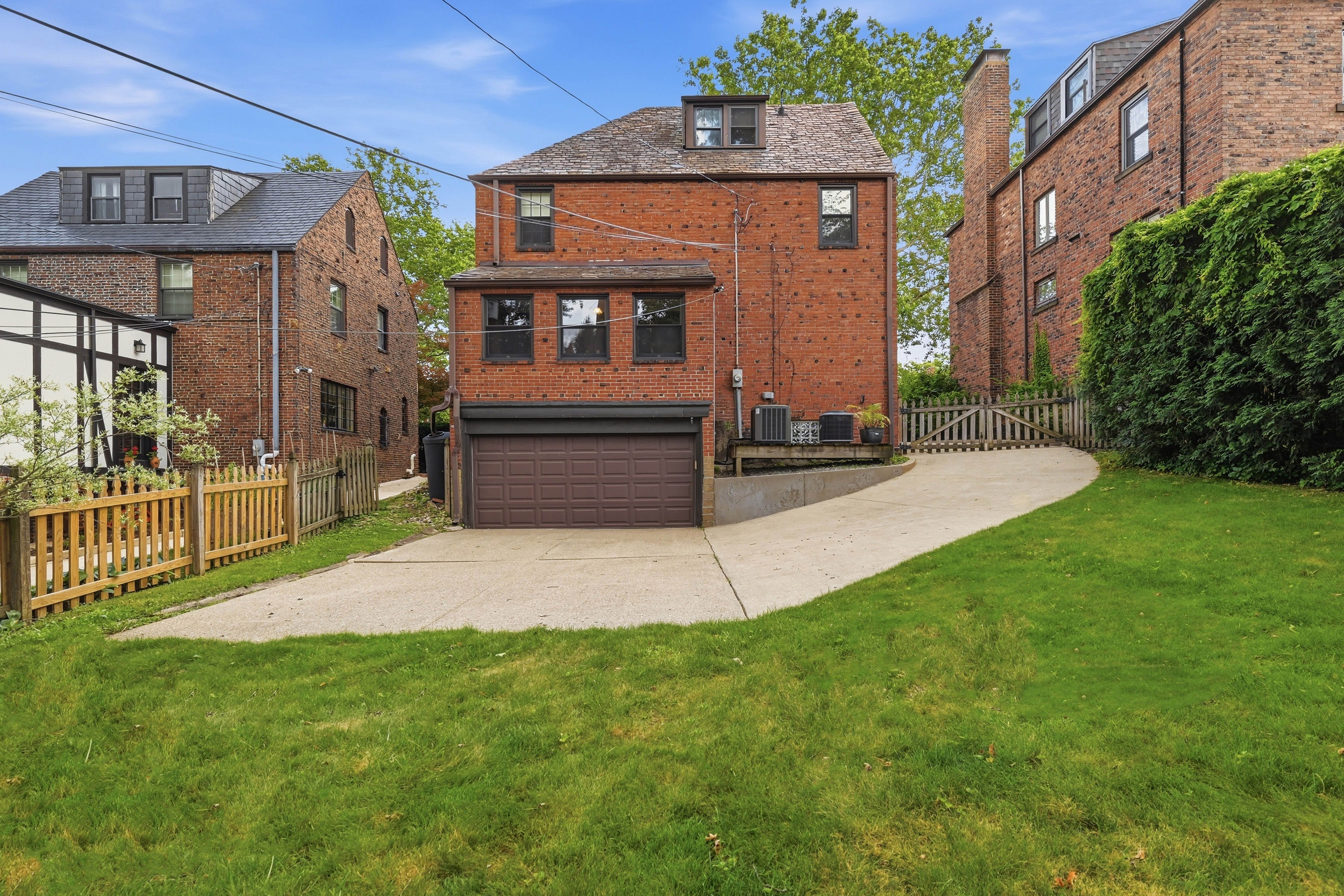  1264 Bellerock Street, Pittsburgh, PA 15217 - 物件實景