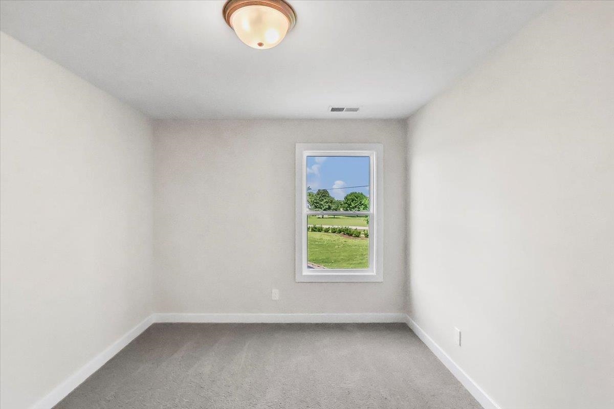 Bowling Green, Kentucky, 42104, United States, 4 Bedrooms Bedrooms, ,3 BathroomsBathrooms,Residential,For Sale,1897325